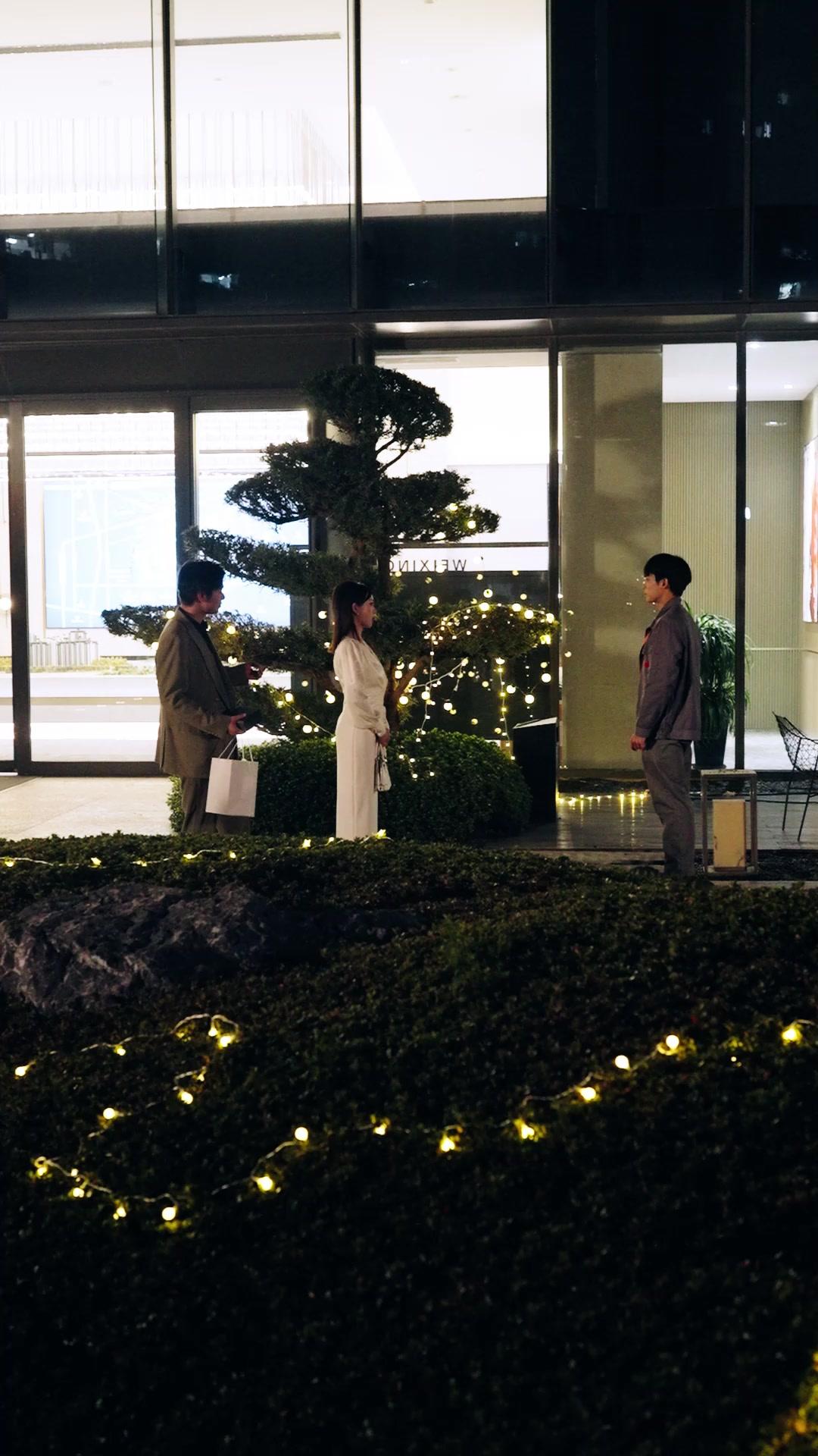 Divorcing Me? I'm Actually a Billionaire!