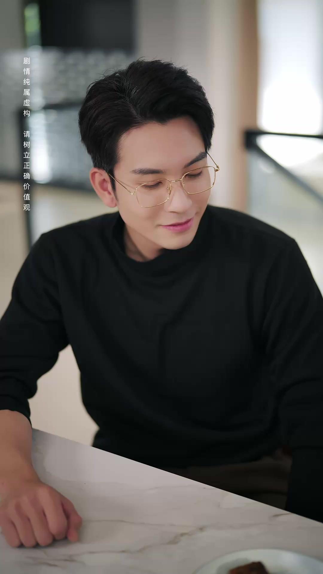 Transformé a tres diablos en genios