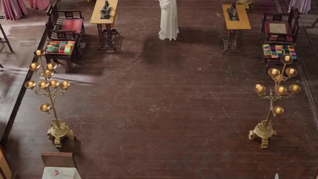 Two Queens, One Room, Zero Chill