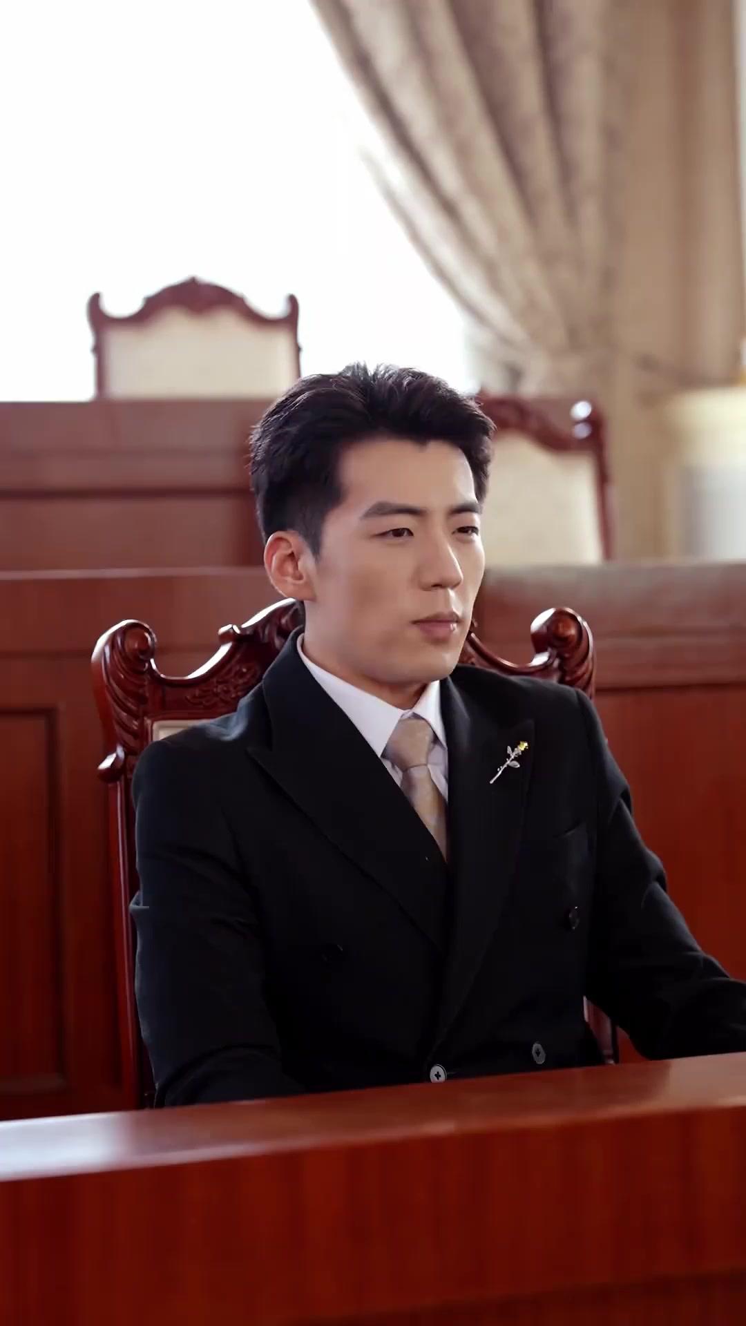 Dia & Boneka: 365 Malam