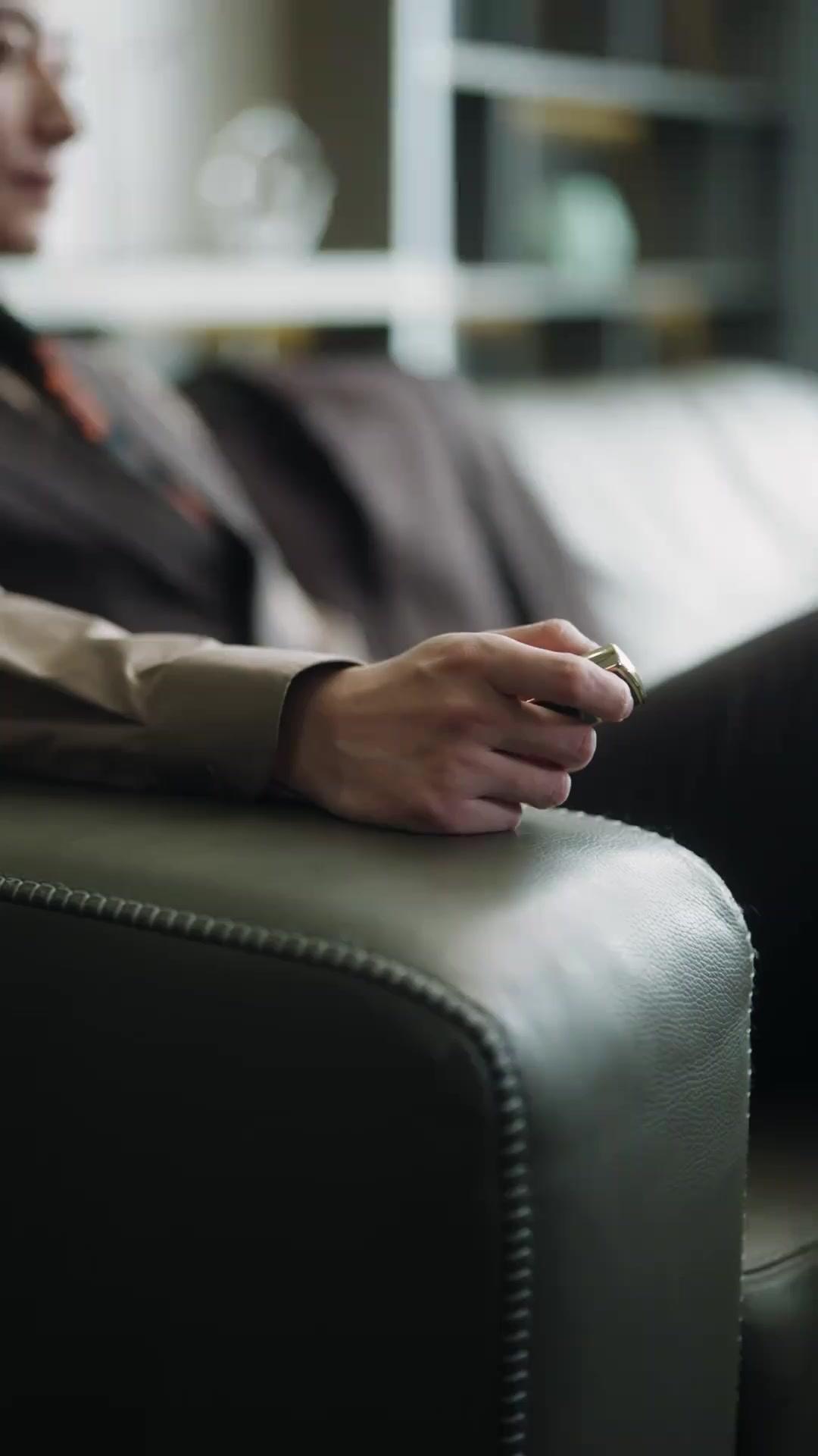 (Dublagem) Vingança Vestida de Branco