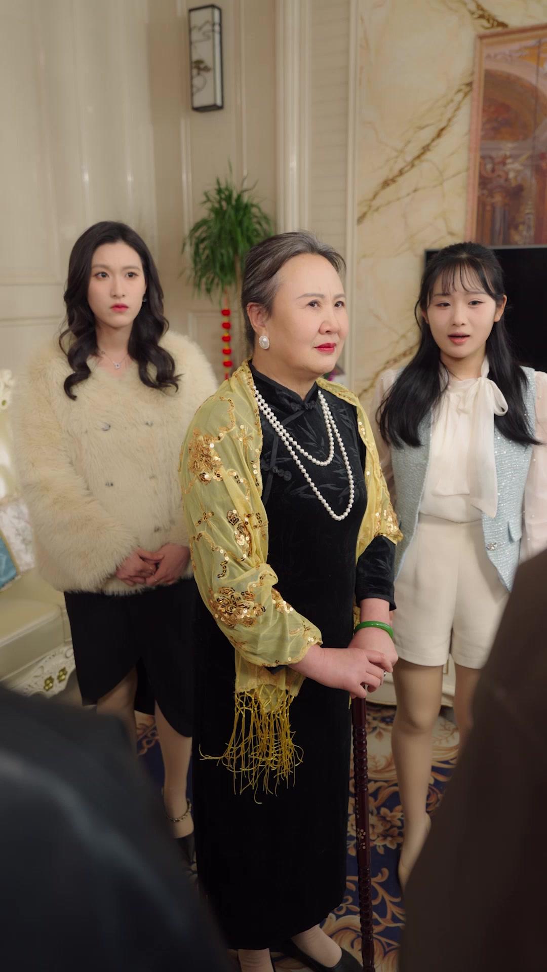 Terlalu Memanjakannya