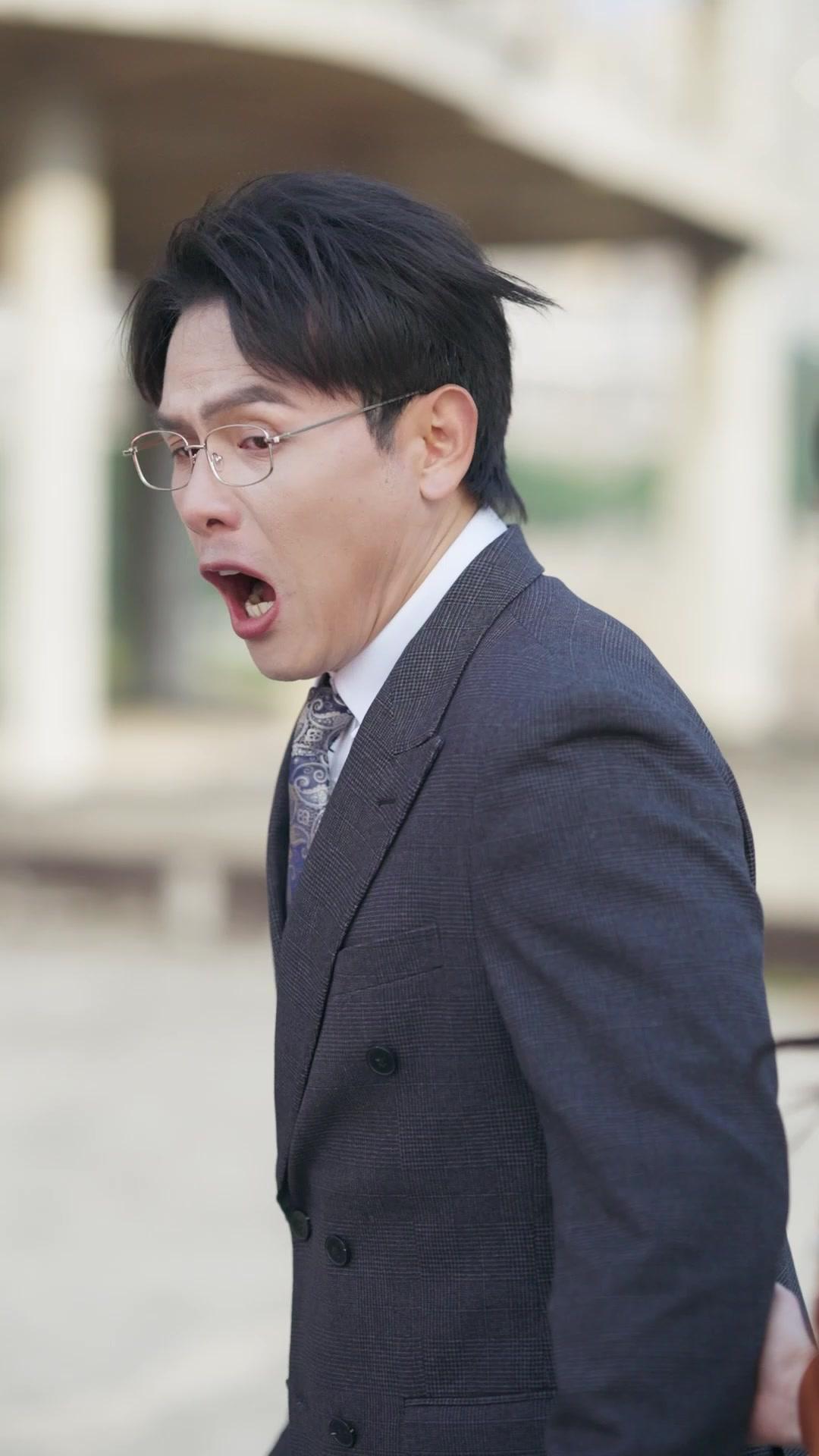 Wife? No, Queen of Ruin!