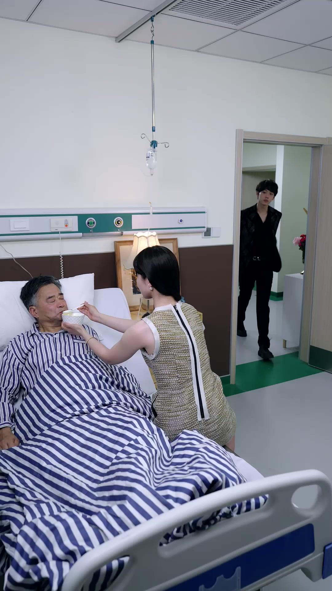 Suamiku adalah Musuh Keluargaku