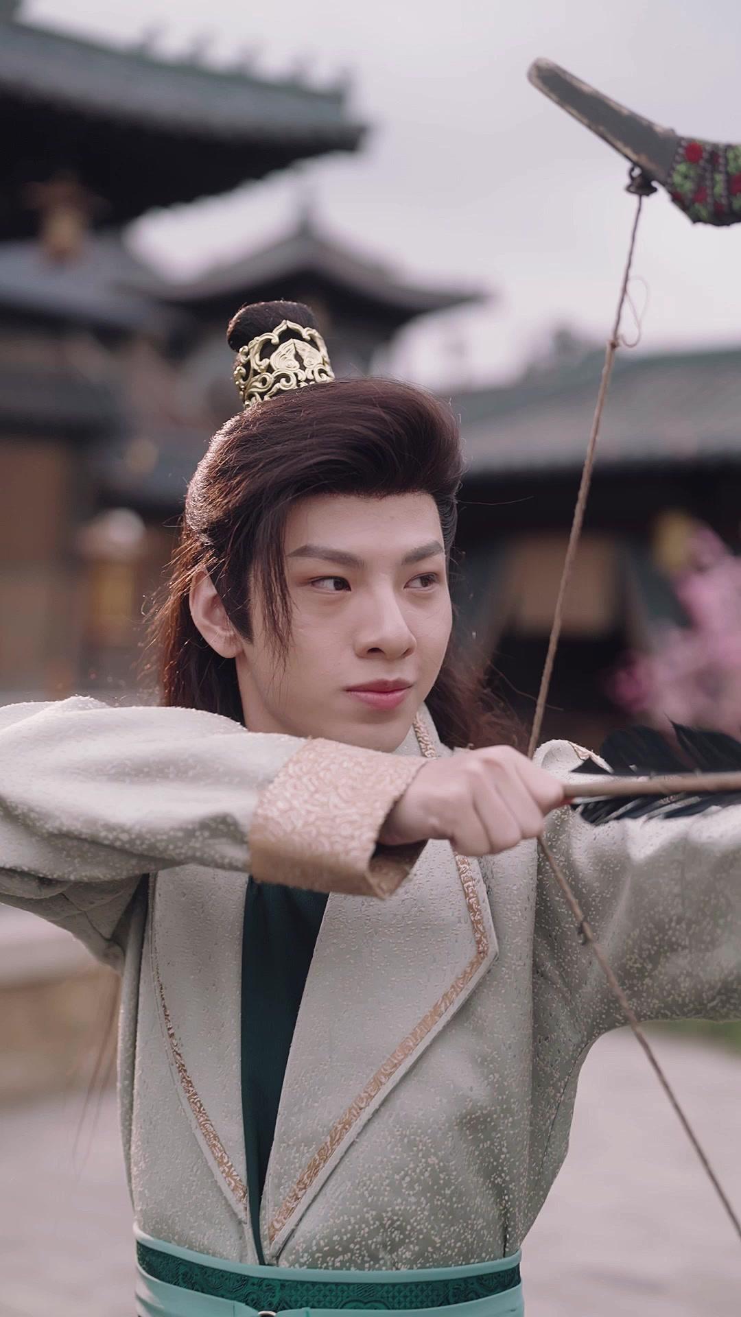 凡塵困不住，一朝化仙神