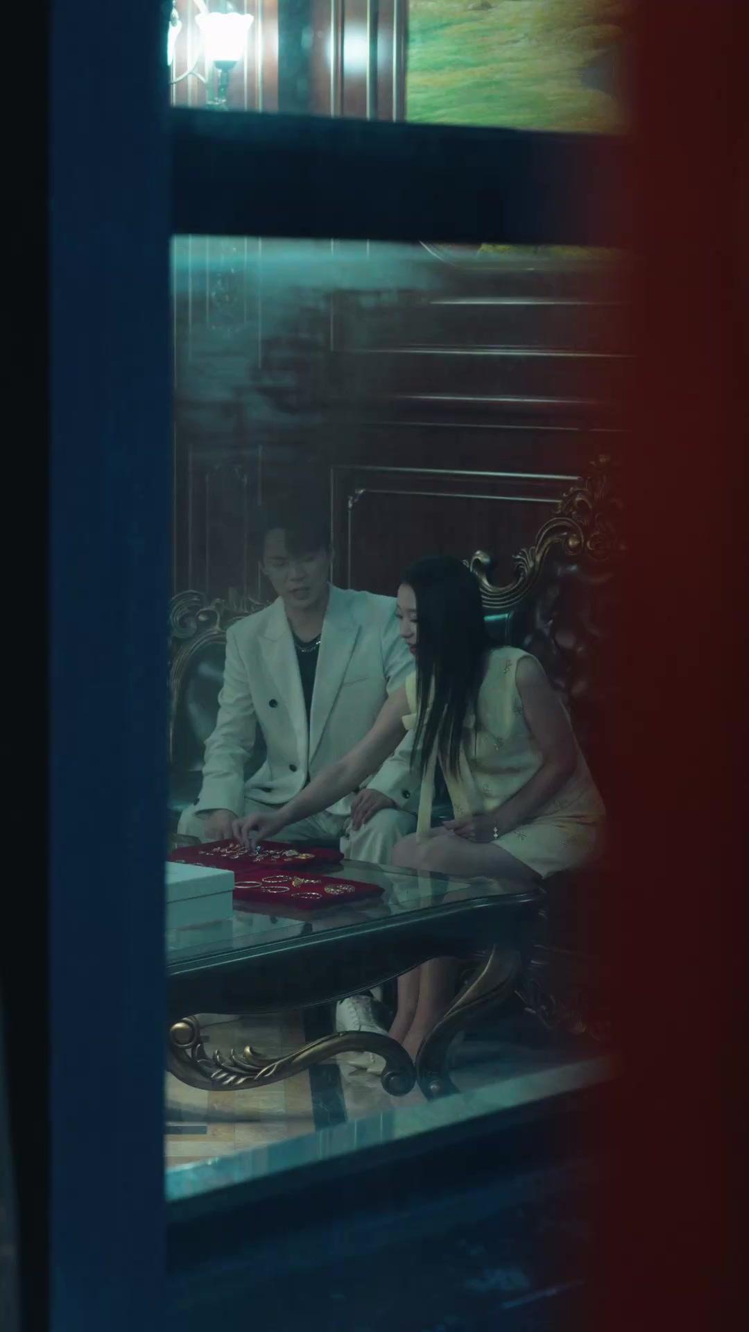 Setelah Tersadar, Ku Nikahi Pria Koma