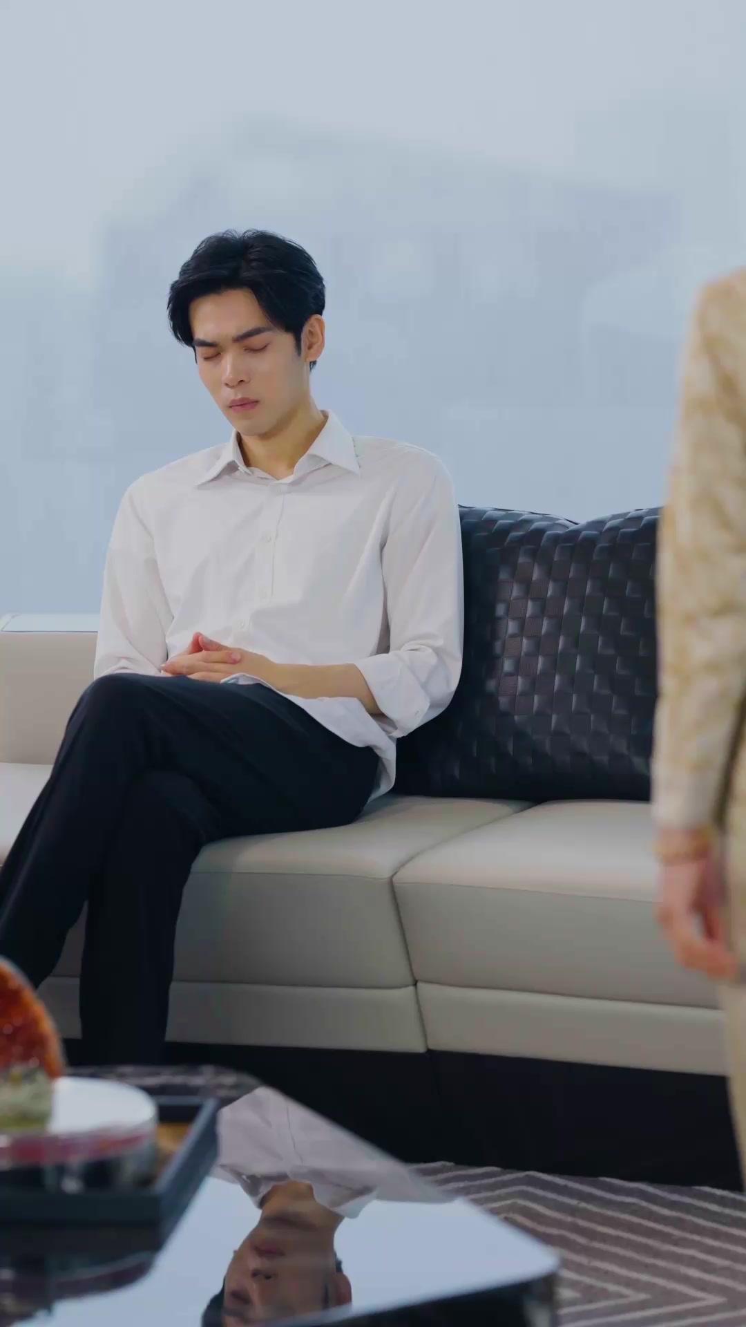 Zwillingsherzen: Liebe in Asche