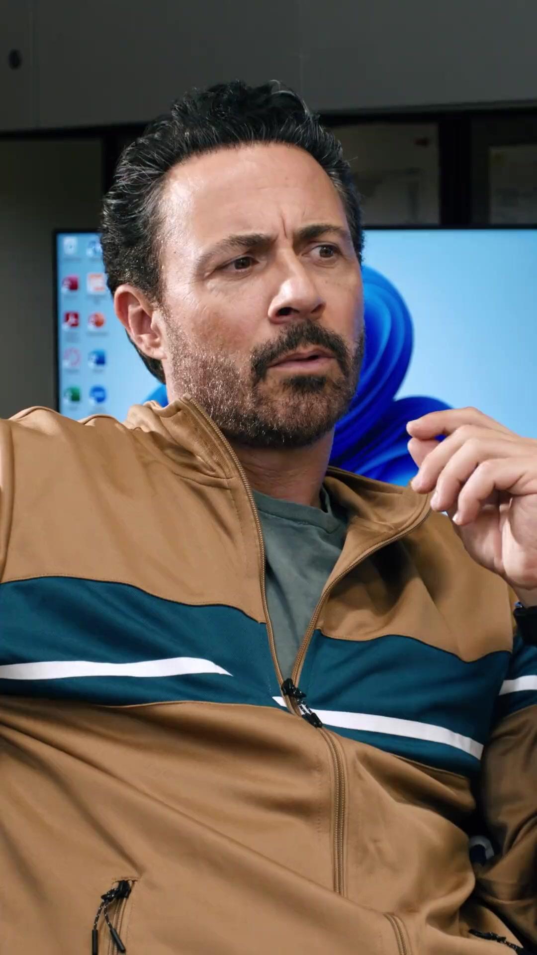 (Doblado) El dios regresó al juego