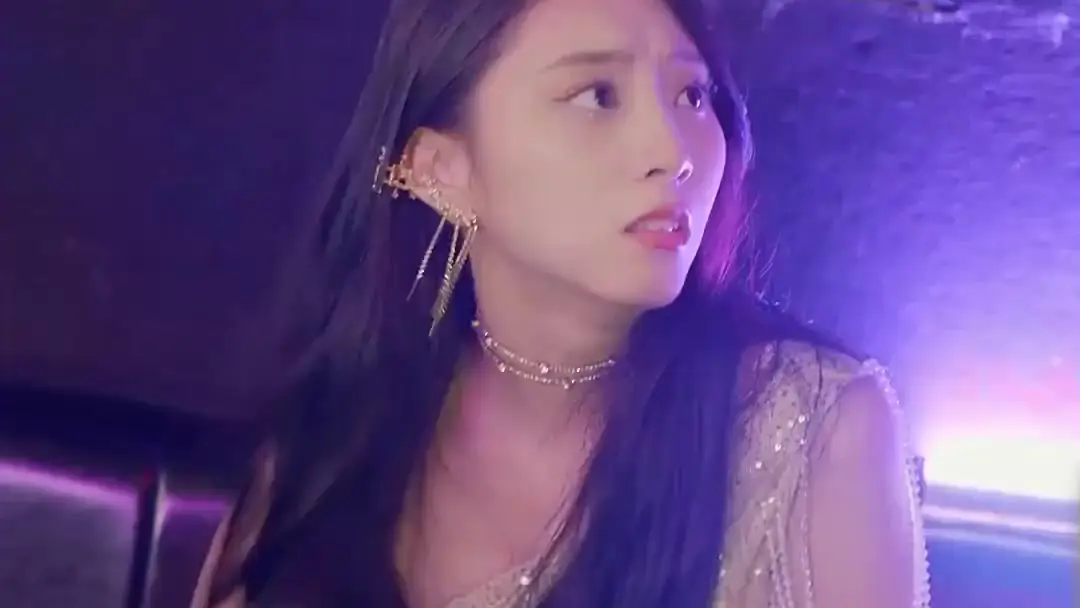 (Dubs) Makin Boros, Rezeki Malah Lancar: Cinta, Uang, dan Kekuasaan di Meja Karaoke