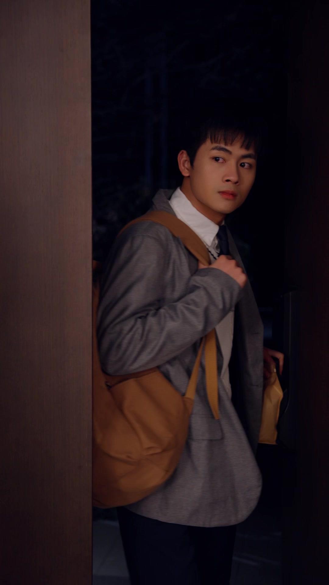 Sorry, Family! I'll Win Without You!