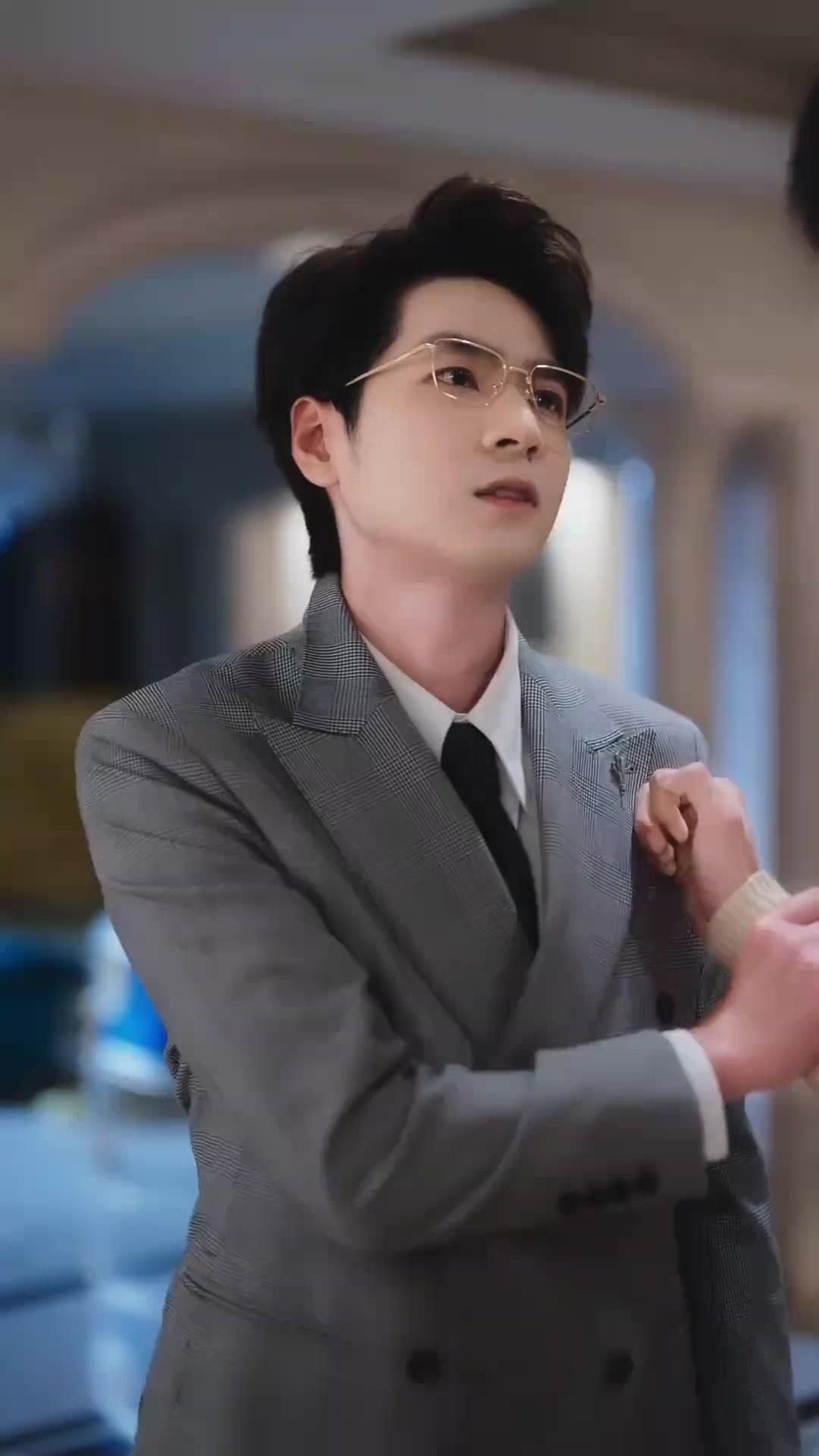 (Dubbed) OMG! The Real Heiress Is Faking Crazy!