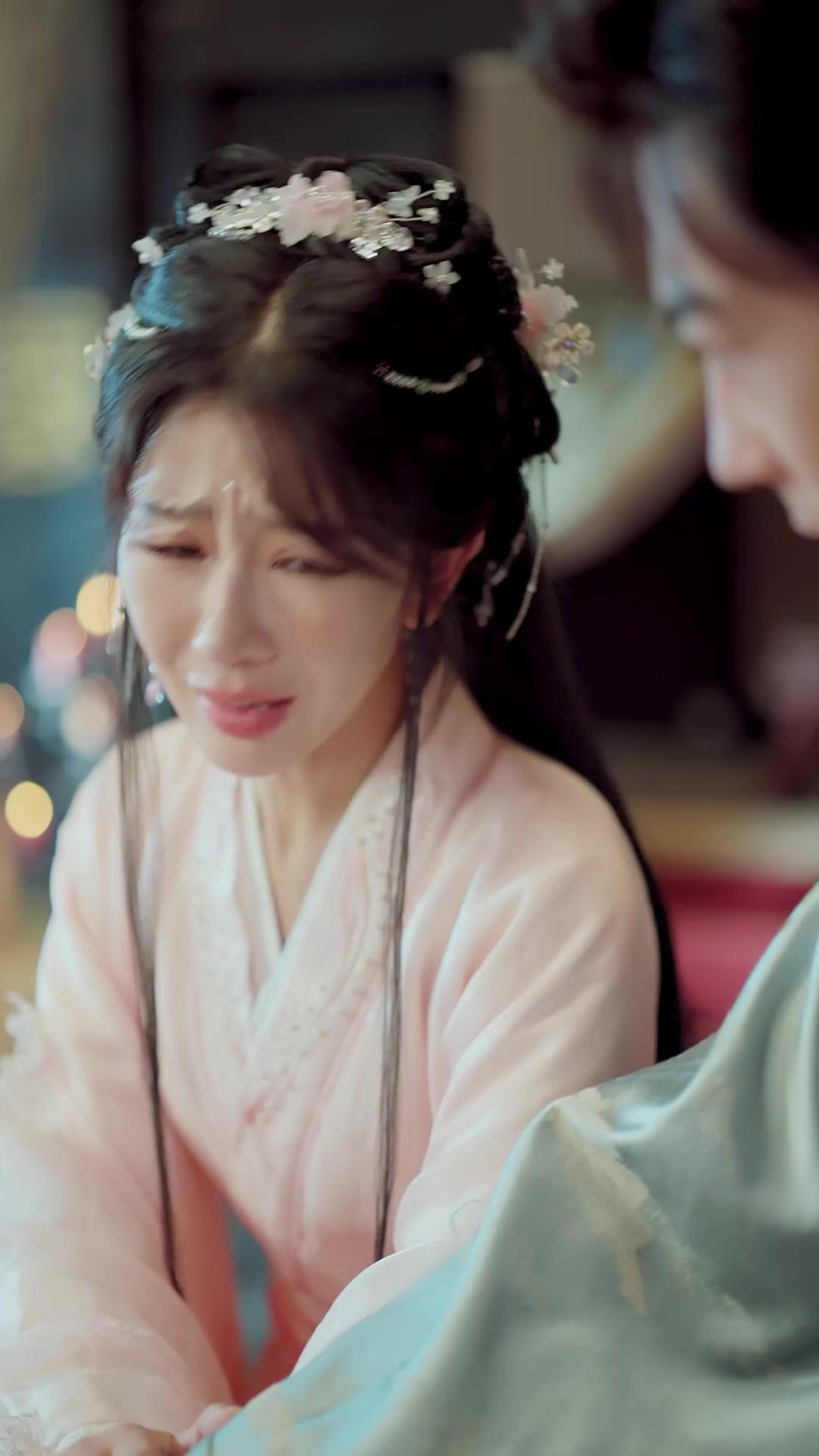 من يلمس الذهب يدفع عمره