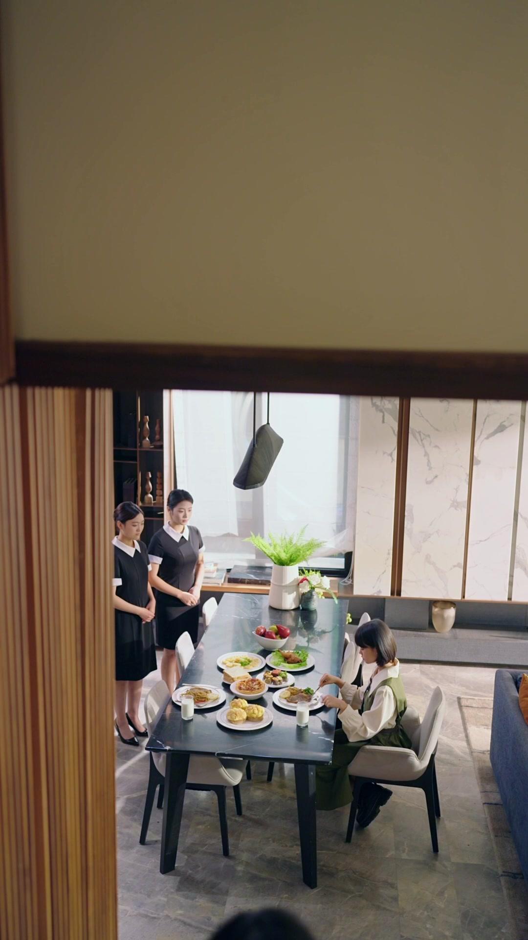 My Fake Wife Is the Real Billionaire?