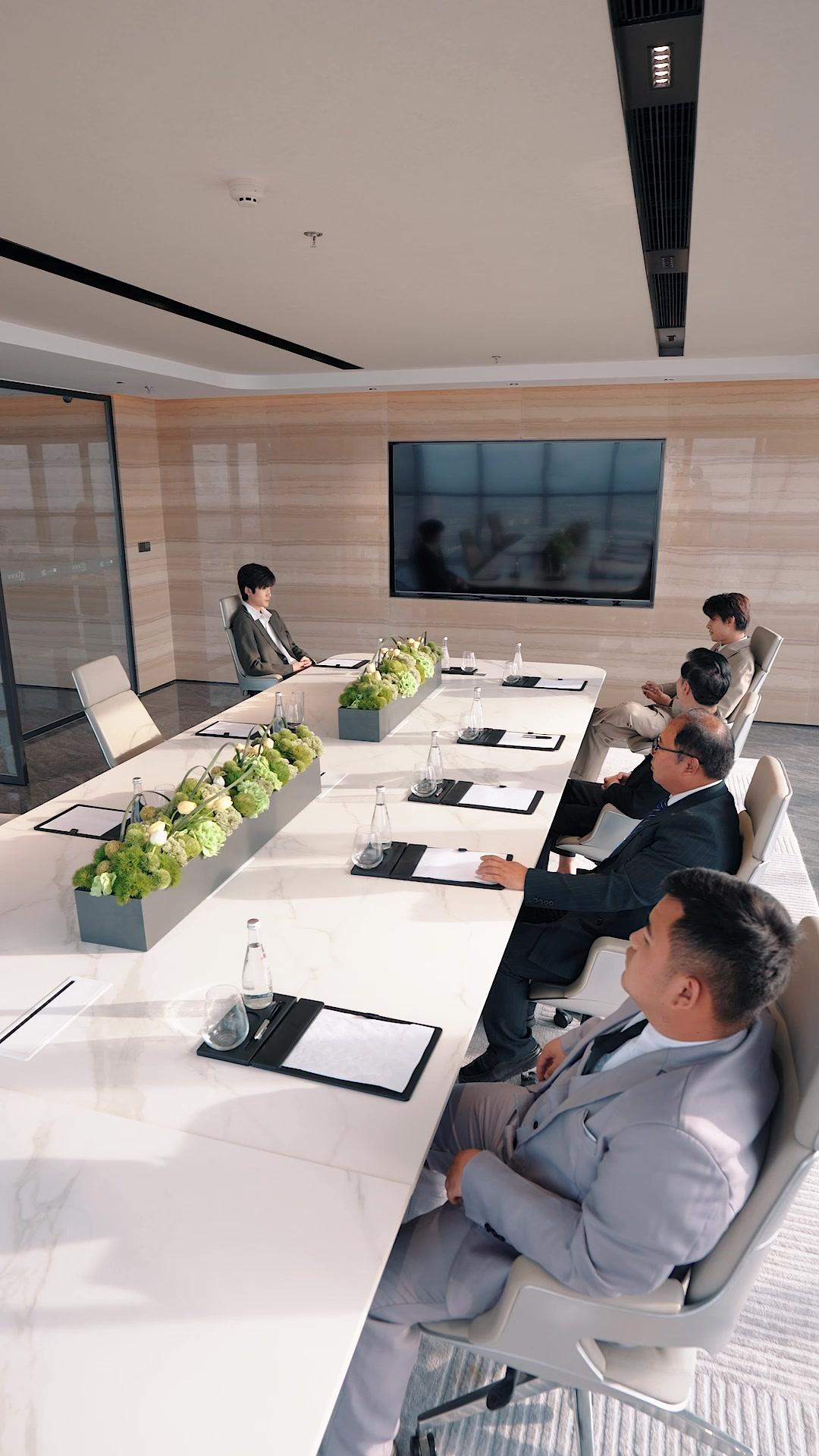 離婚妻は最強弁護士