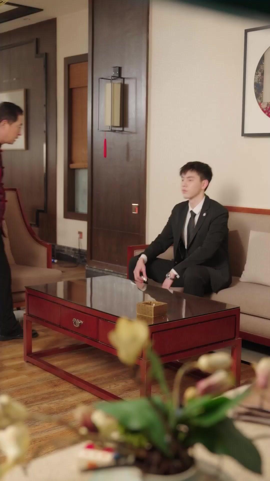 年下の彼に囚われて