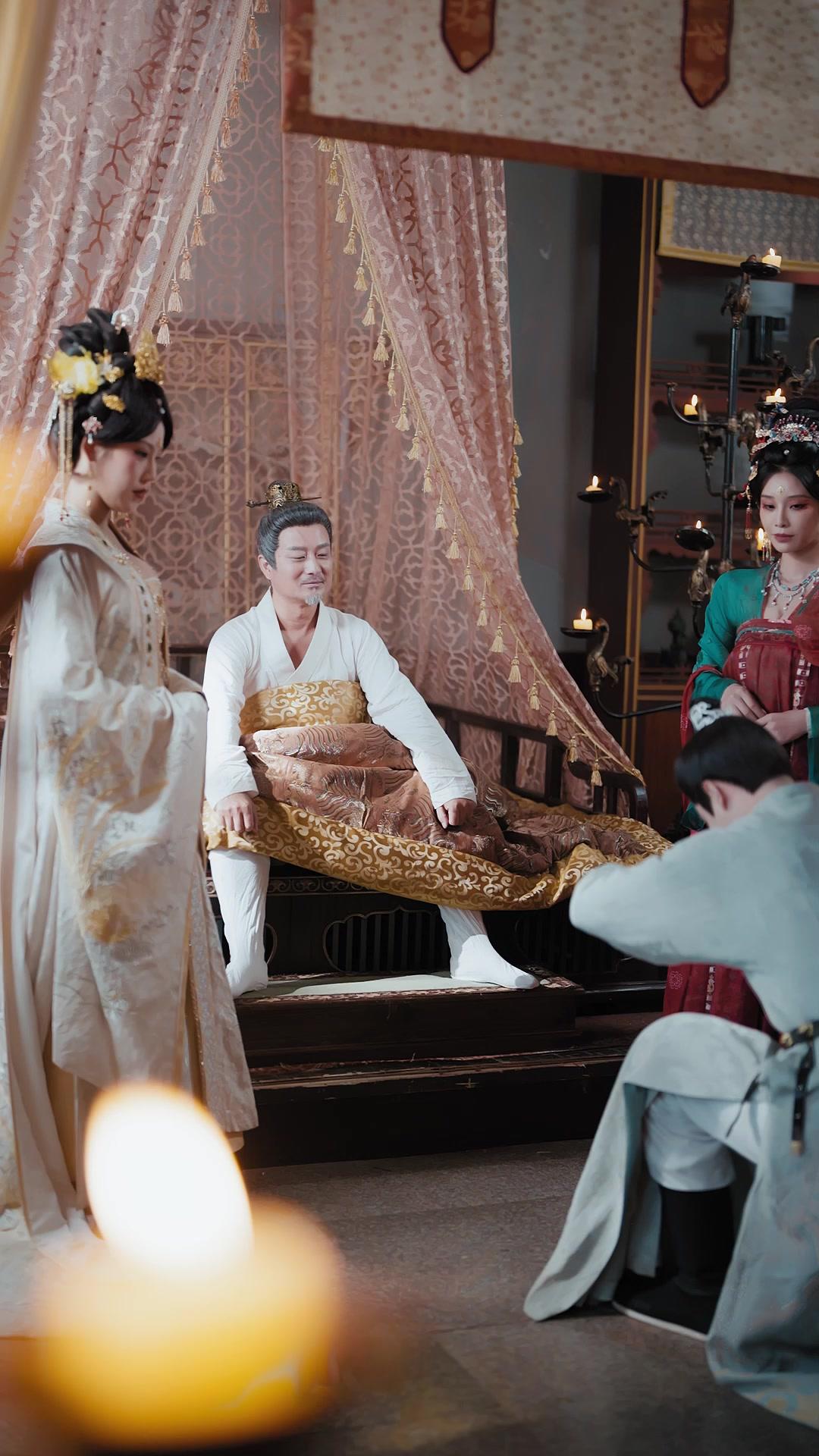 Tabib Istana Serba Bisa