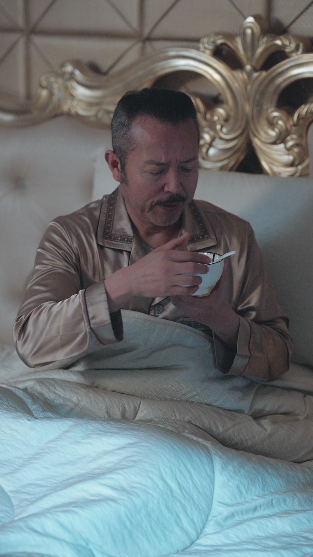 Ugly Husband's Secret Identity