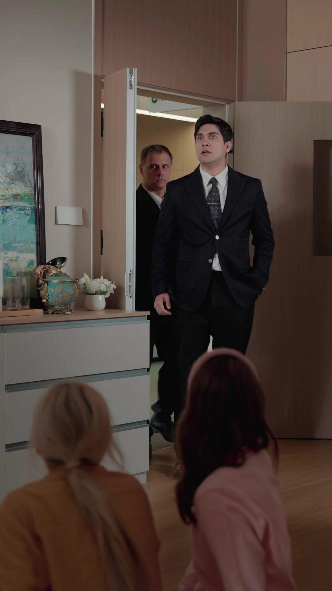 Don't mess with billionaire's parents!