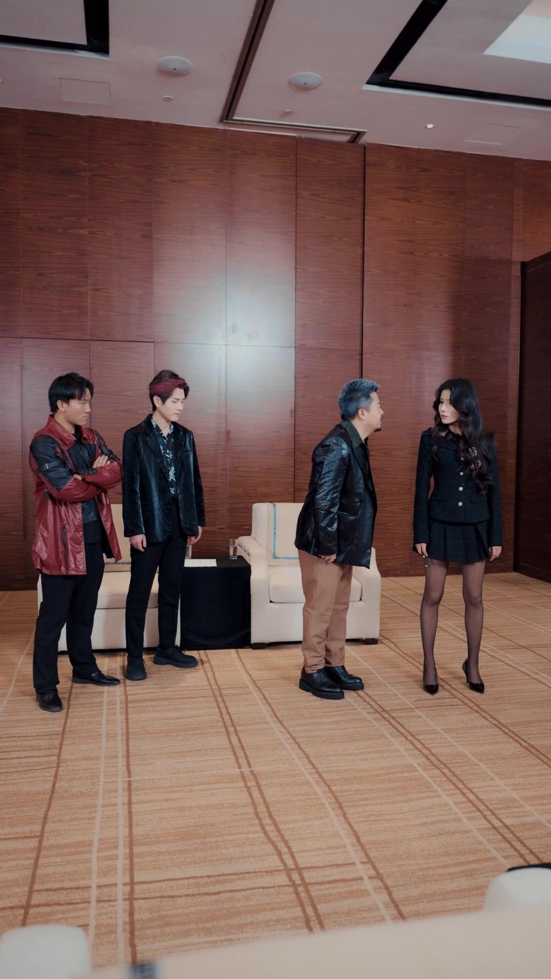 女魔頭上身，霸寵絕世好老公