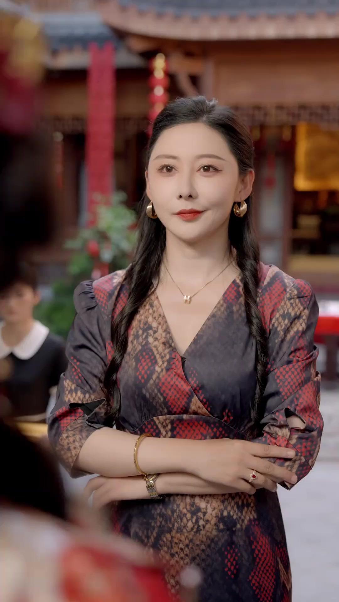 คุณชายเสเพลหรือ ข้าคุมได้สบาย