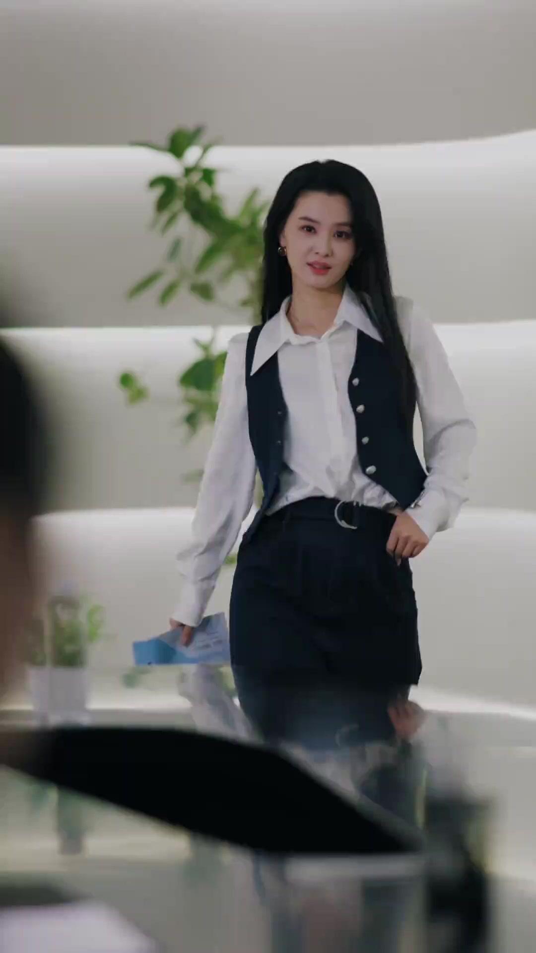 (Doblado) ¡Mi esposa es una Bandida!