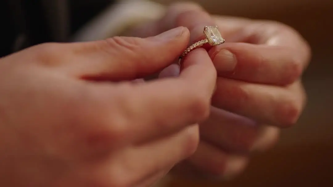 Ops! I Married with My Forgetful Ex-boyfriend: When the First Dance Is a Time Bomb in Heels