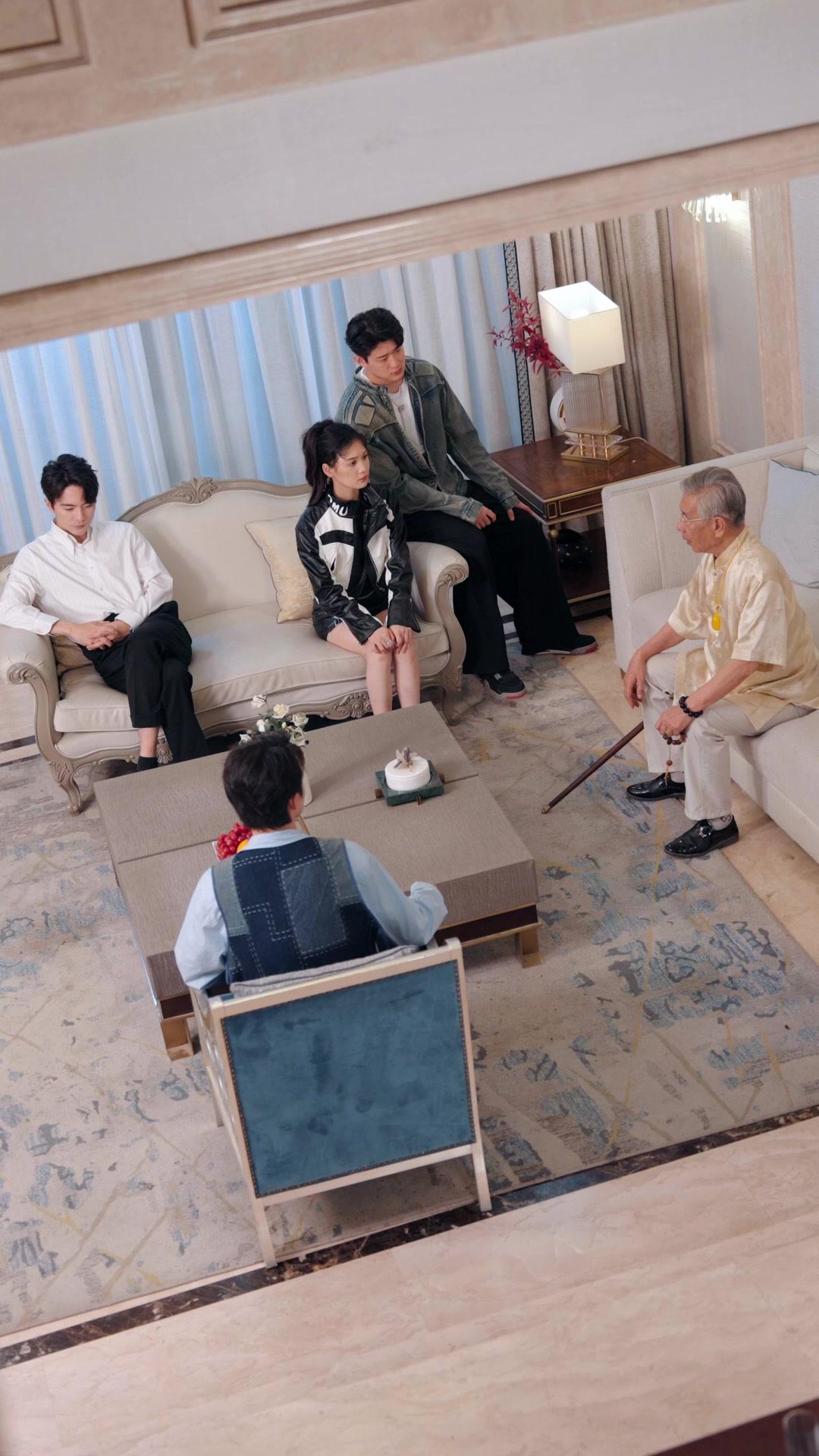 Komedi Cinta Puan Ethan​