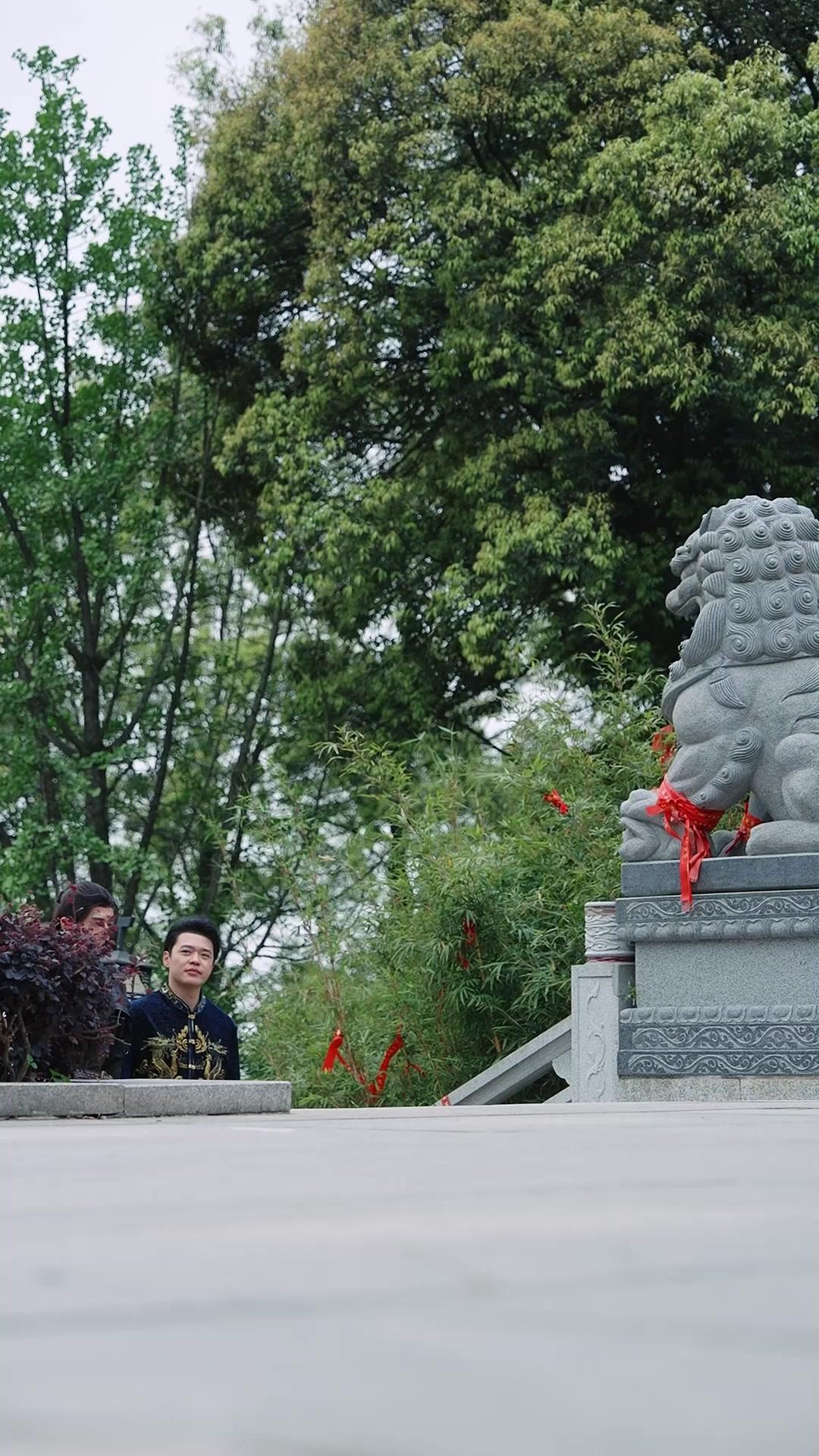 Si Lemah Penyelamat Dunia