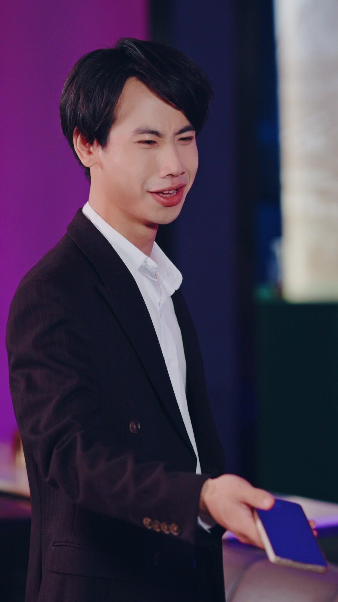 LE MAÎTRE DESCEND : JAMAIS GENDRE SOUMIS