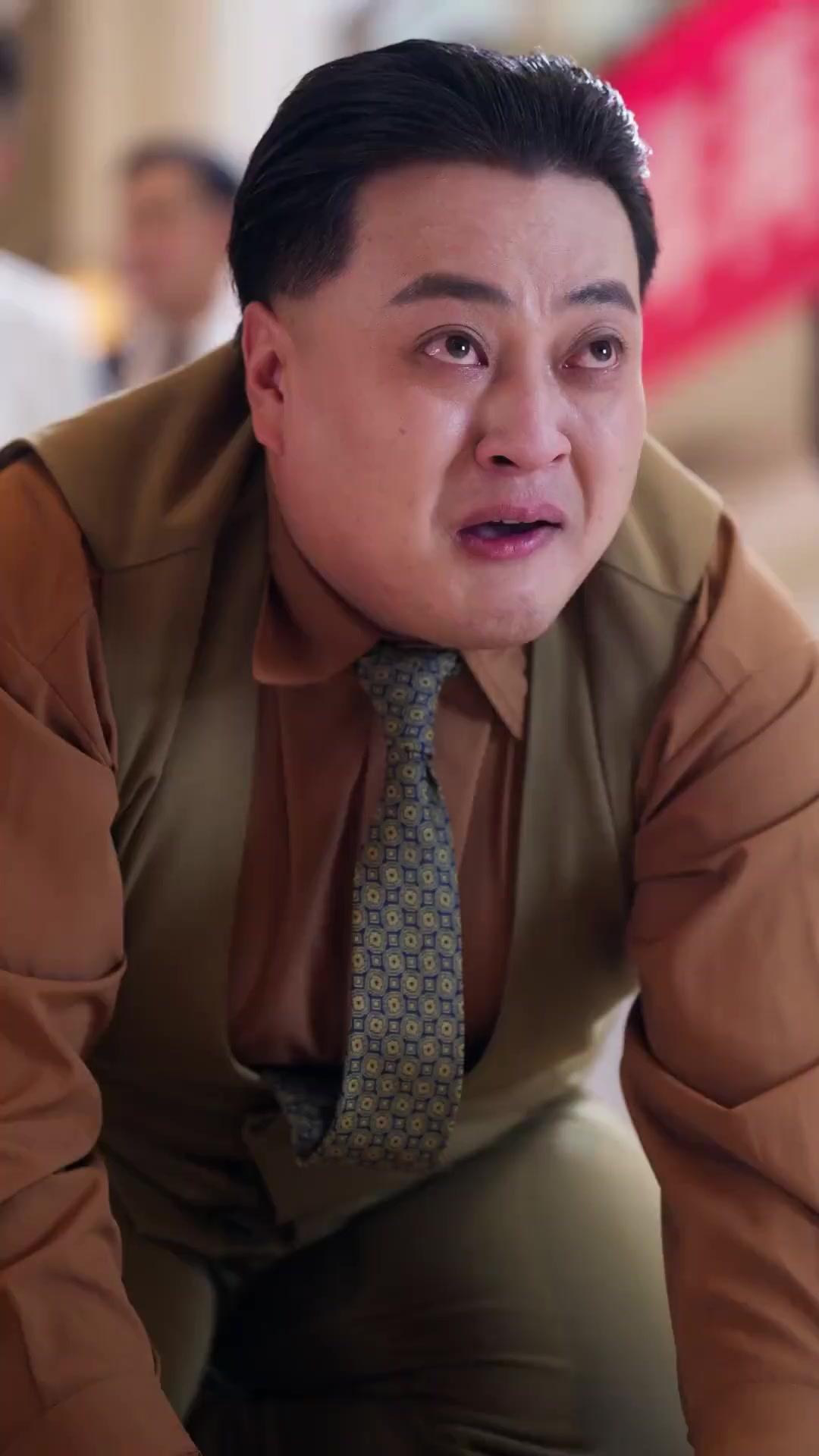 Meine Freundin sieht zu, wie ich vom Kronprinzen verwöhnt wurde