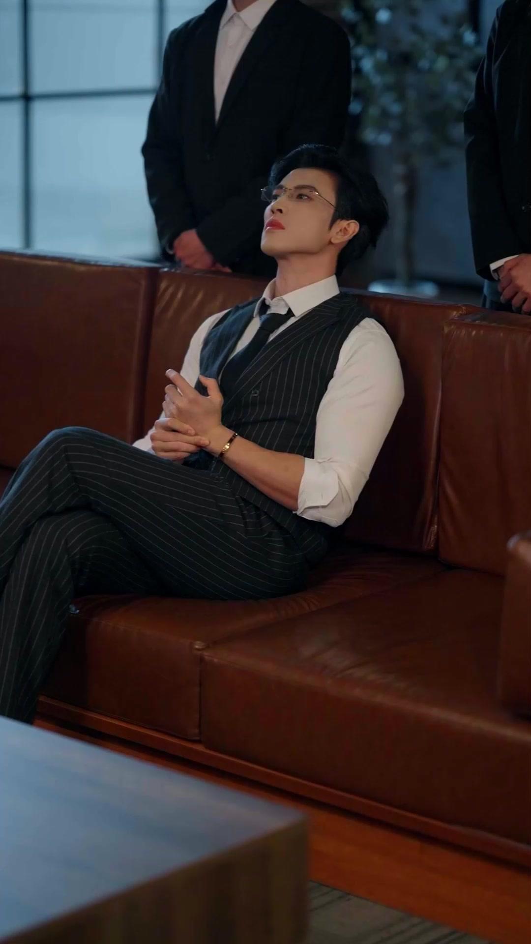 Mantan Suamiku Ternyata CEO