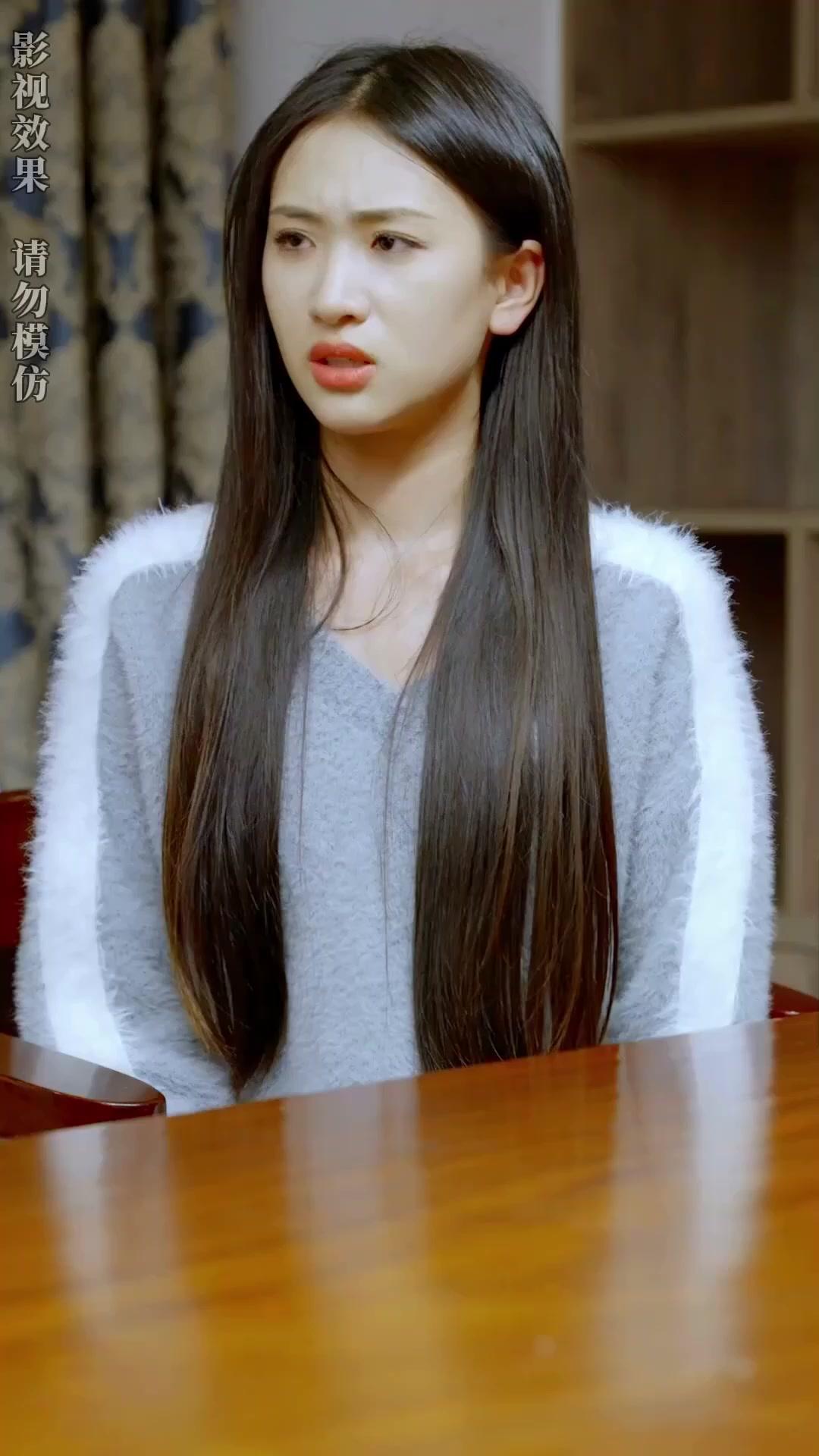 زوجي مدللني بجنون