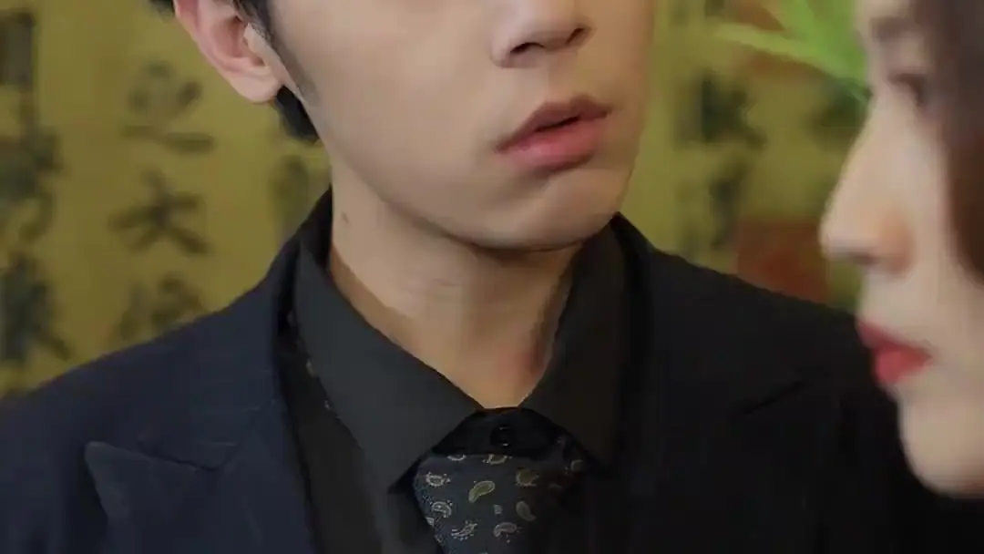 (Doublage) MA FEMME, LA PDG : Le cheveu blanc qui déchire la famille Simon