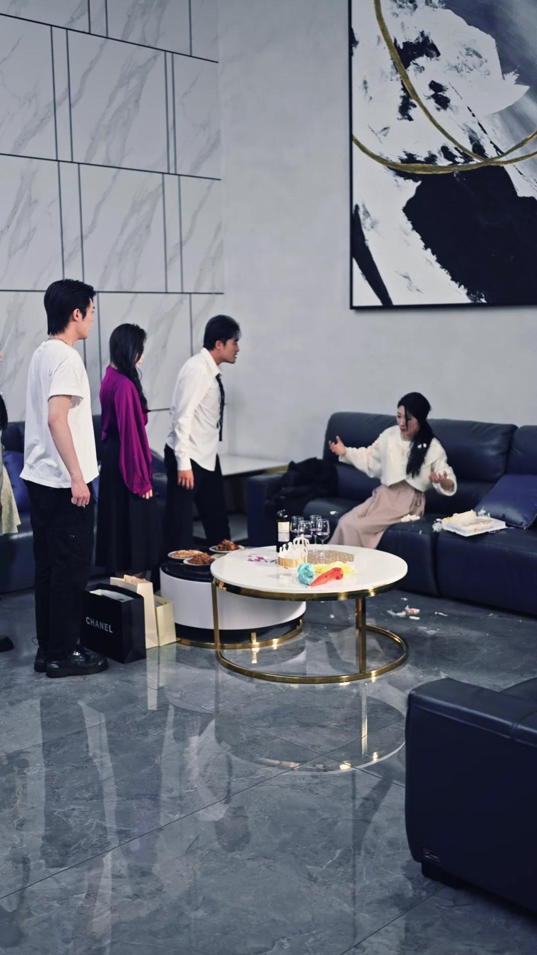 Mic in Hand, Ex on Knees