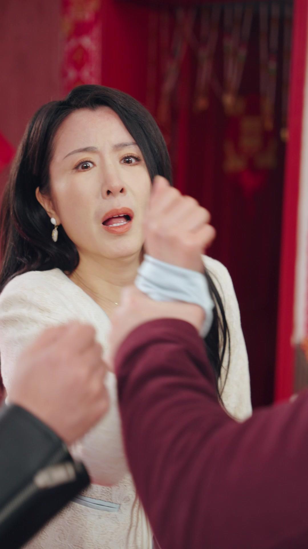 El dinero es su mamá