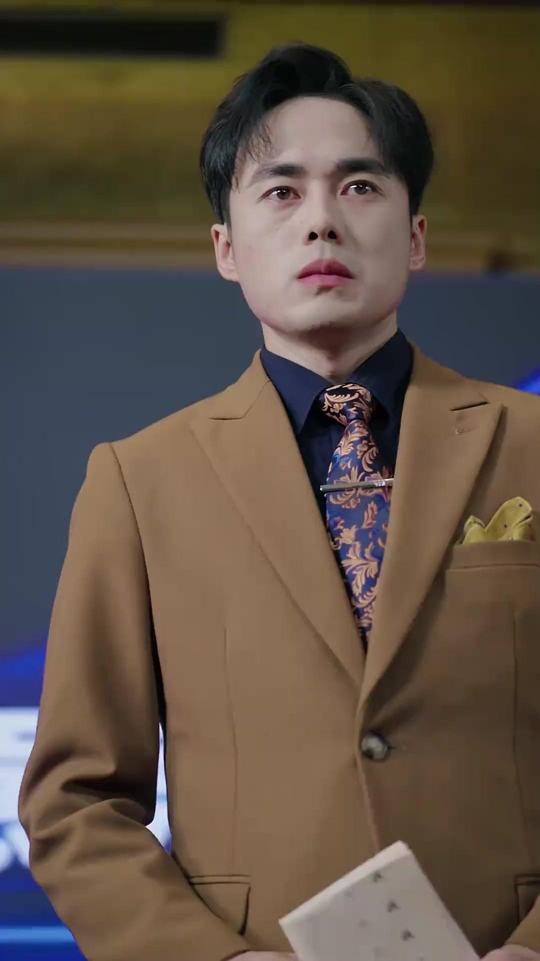 (Dublagem)A Bisavó de 7 Anos Conserta a Família