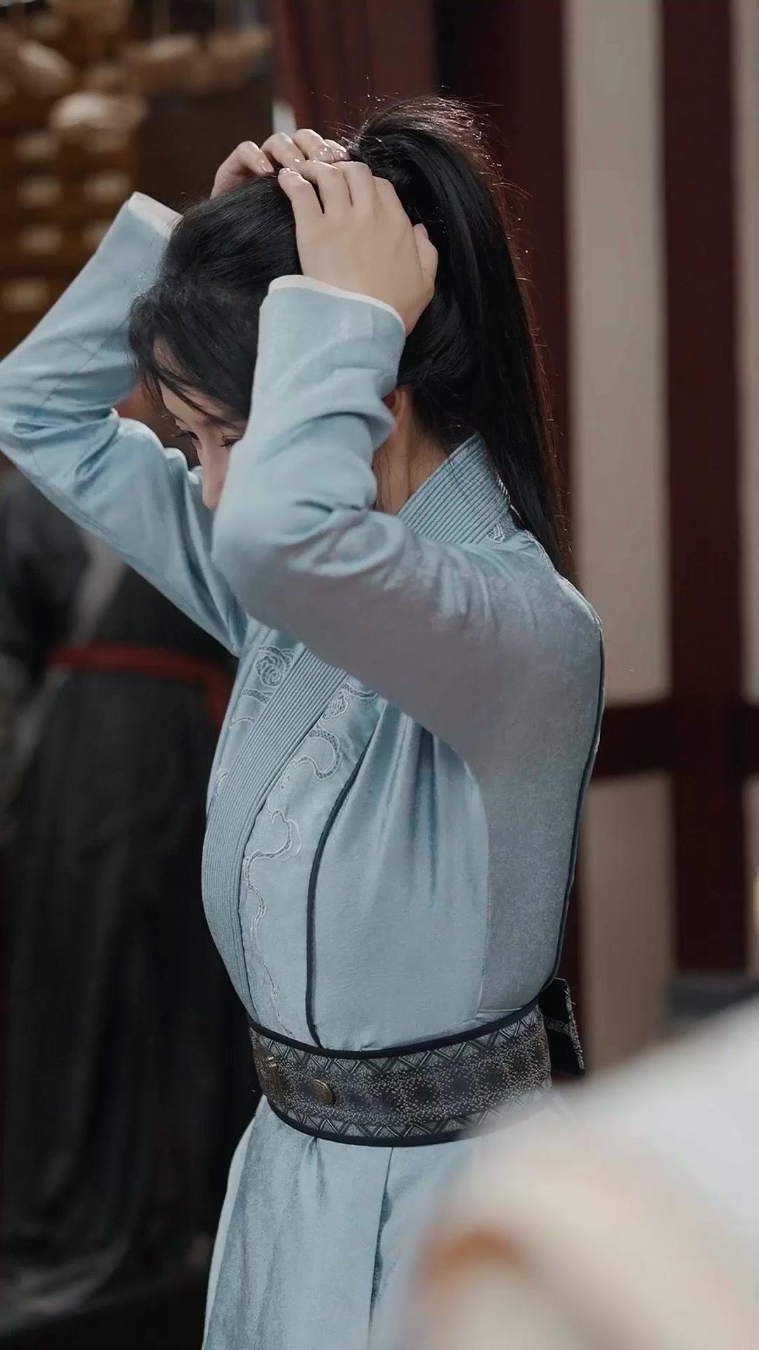 Médica Divina disfarçada de homem