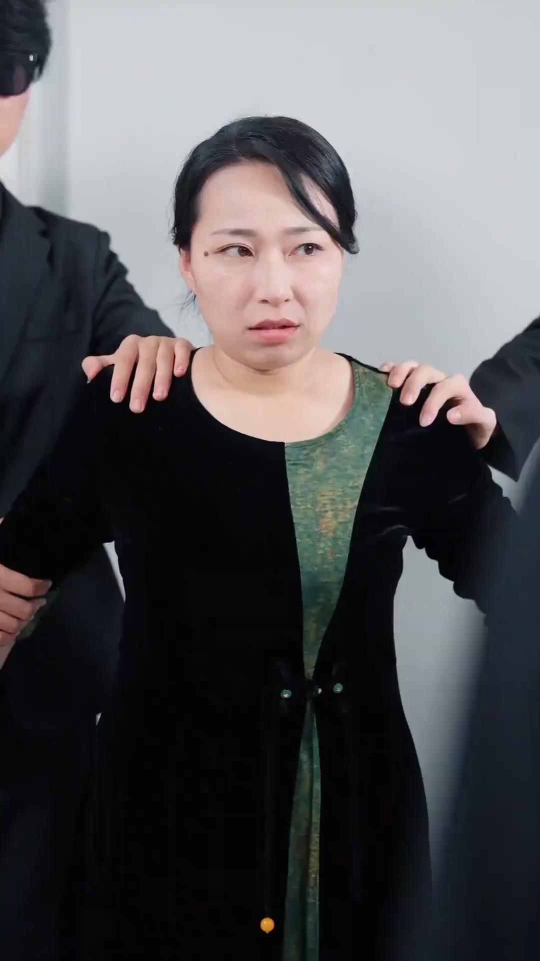 (Doblado)El plan detrás de su ternura