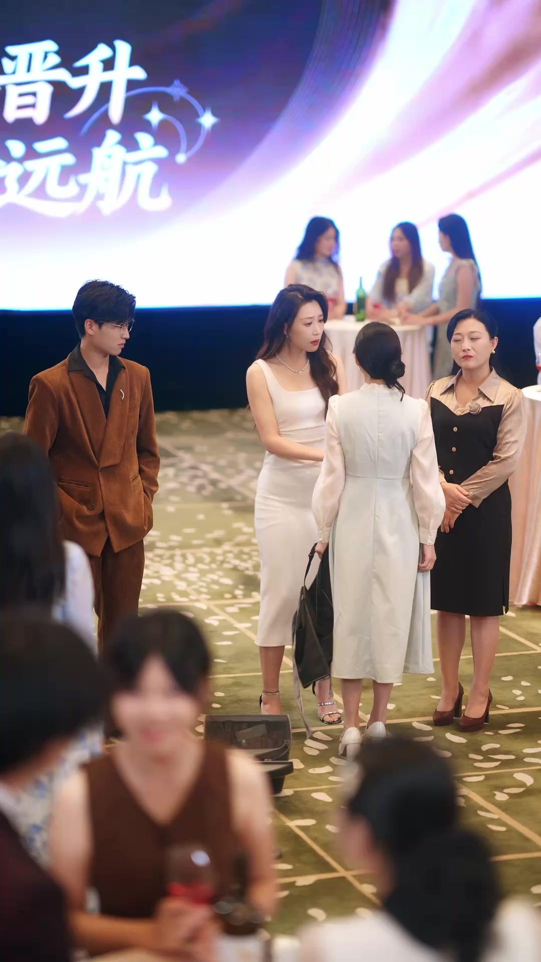 Caged by My Psycho Ex