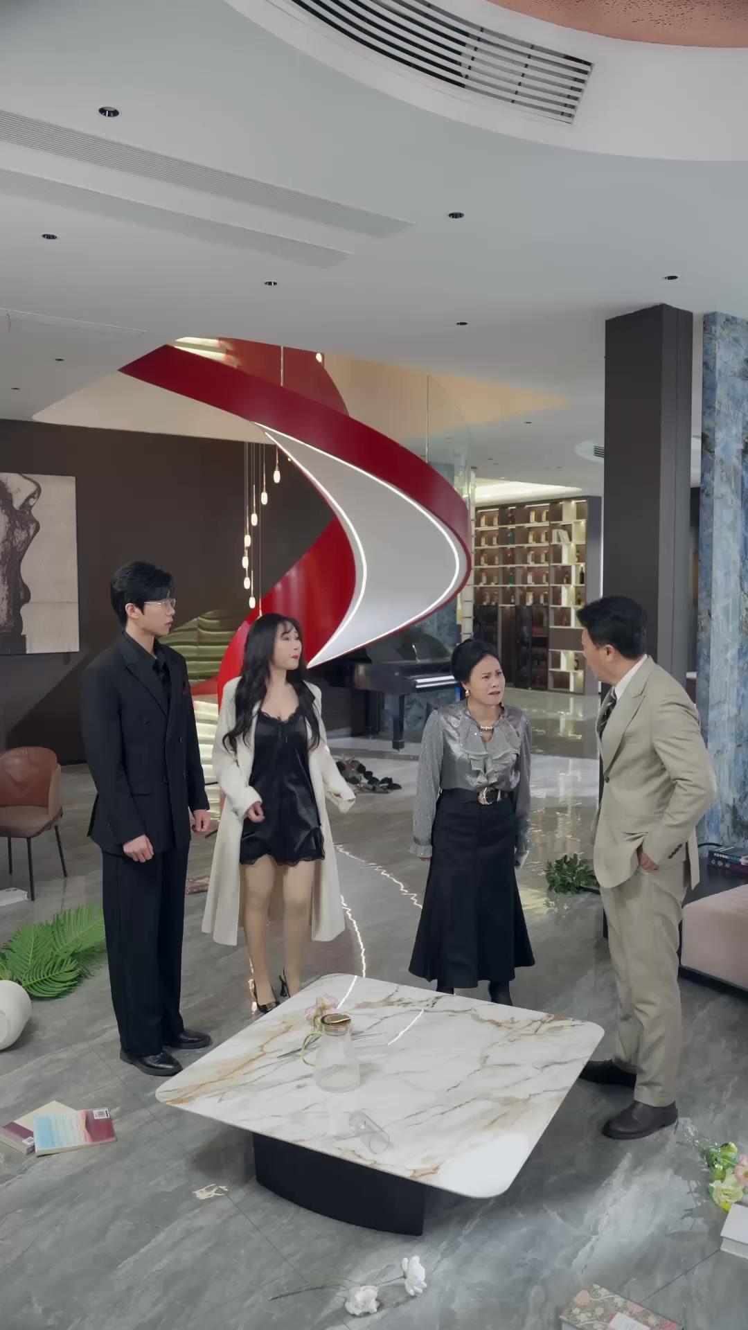 VENTE SECRÈTE DE L'EX