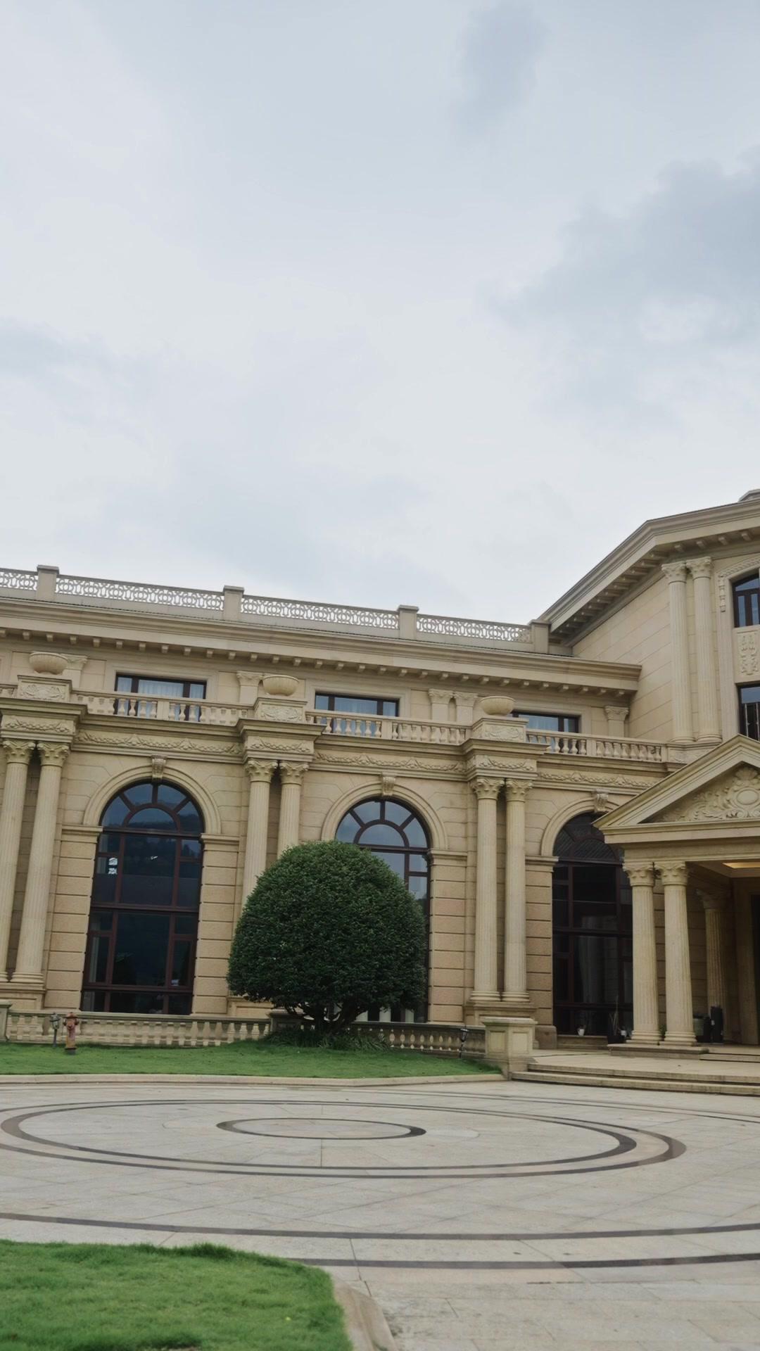 Renací para romperte el corazón