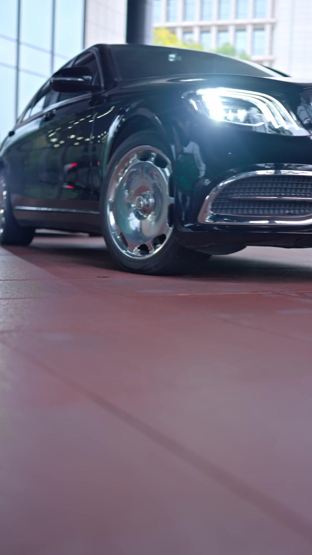 江少，夫人她超能打