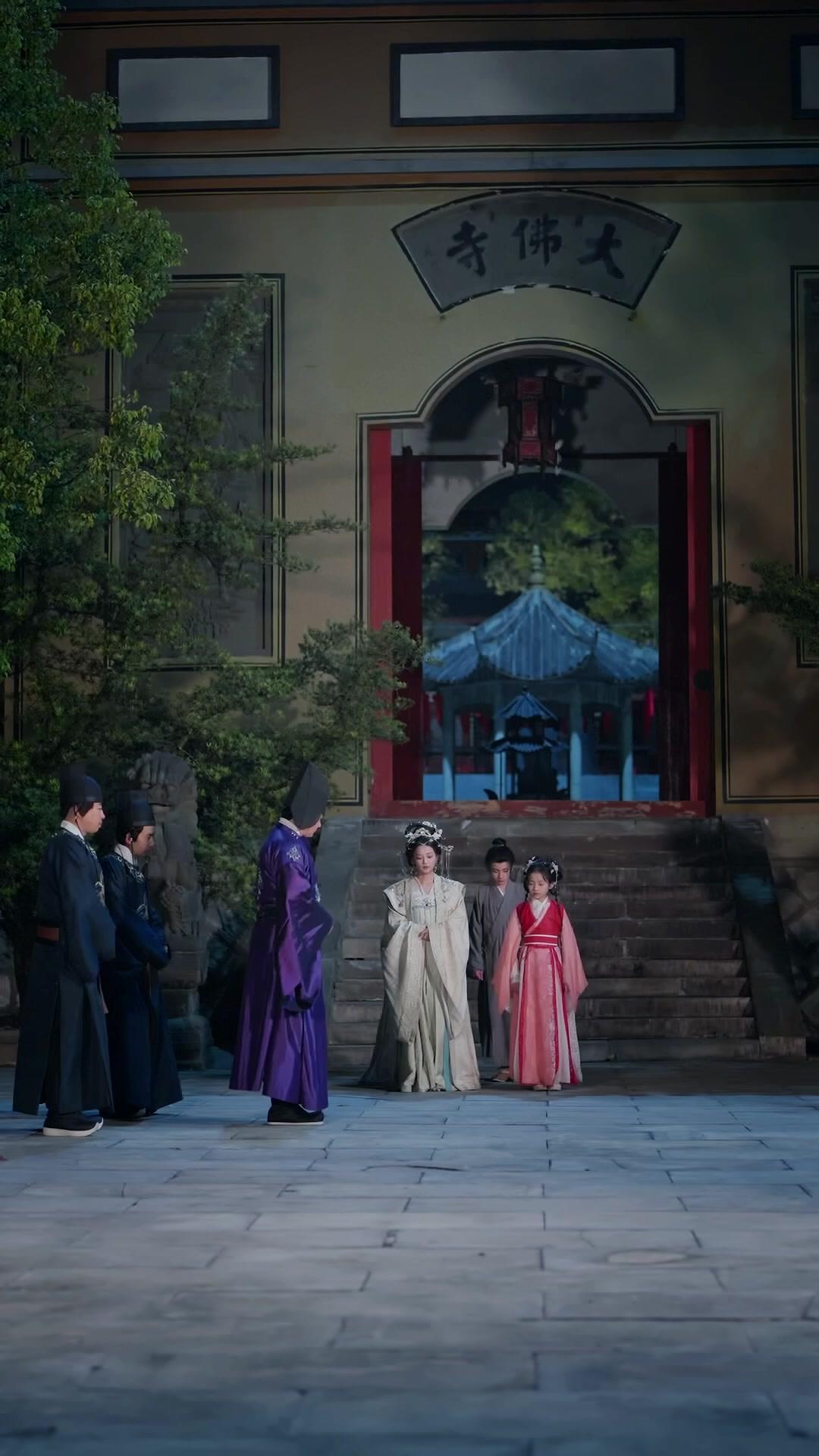 My Babies! Protect Mommy Now!