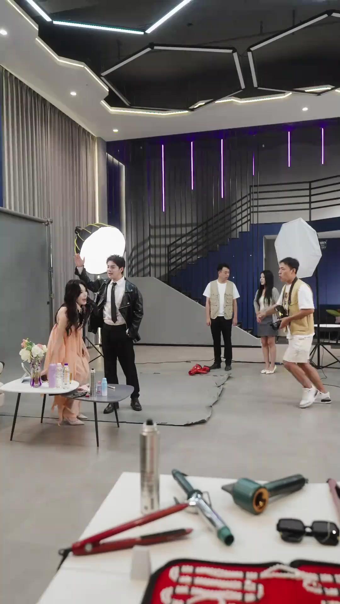 Reborn and Become a Billionaire's Wife