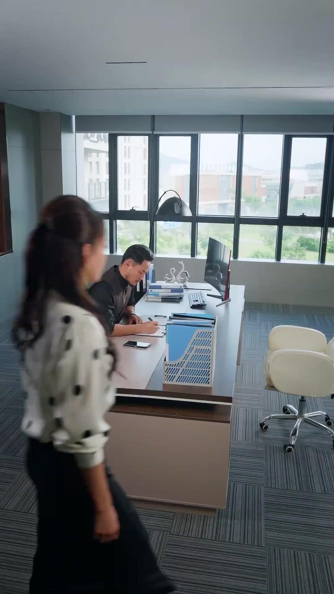 Marido Emprestou Meu Carro para A Ex-namorada