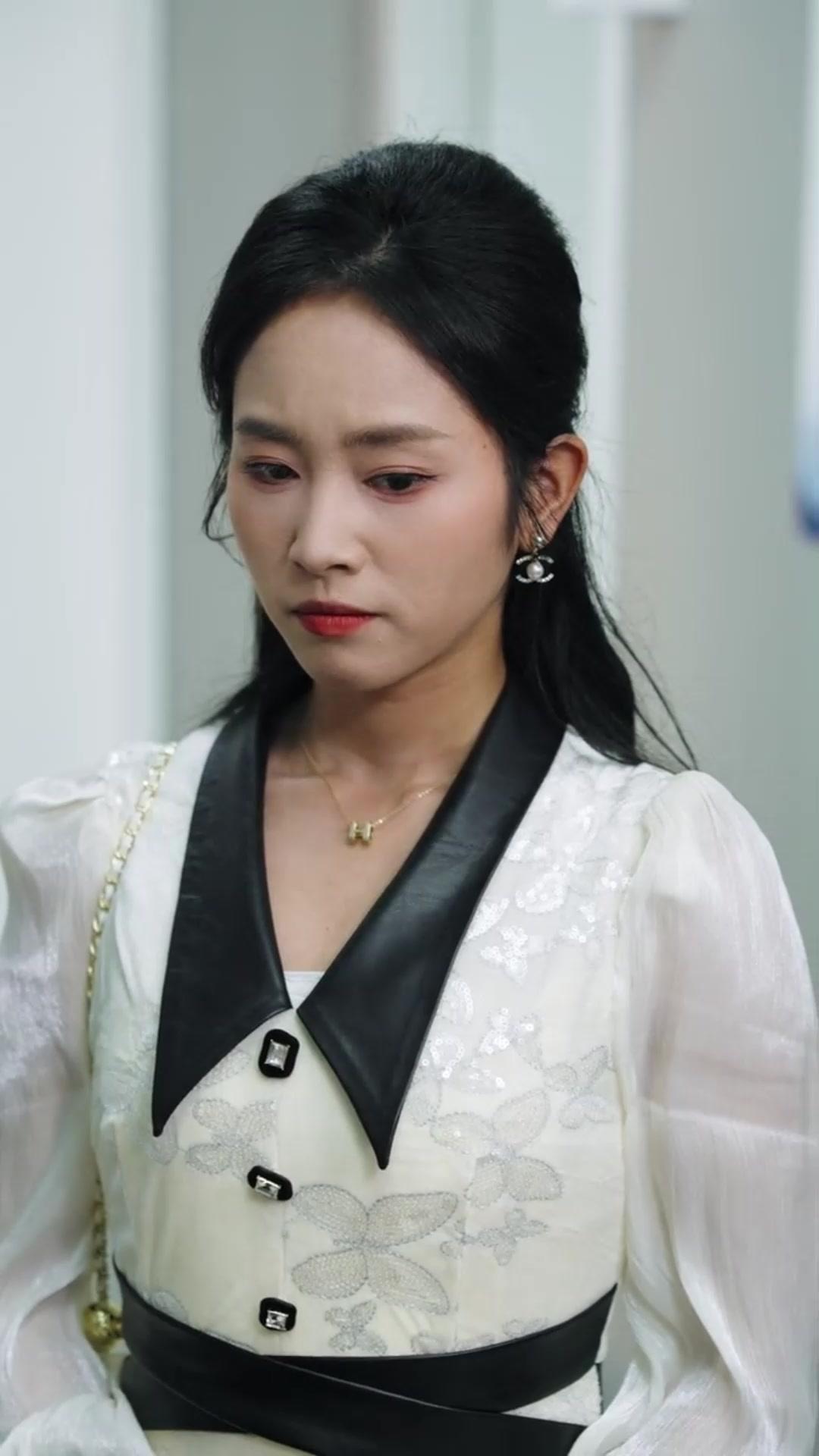 Fleeting Fire, Lasting Scars