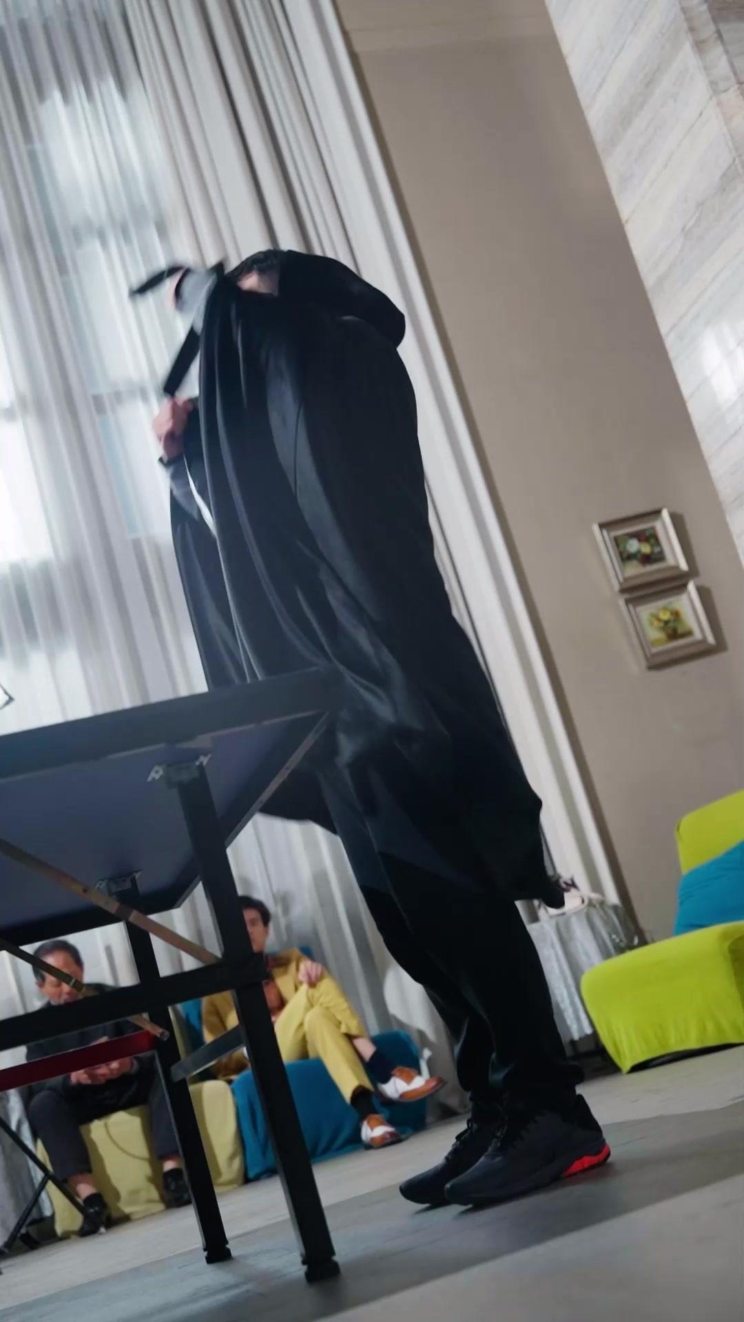 玉座はラケットの先に