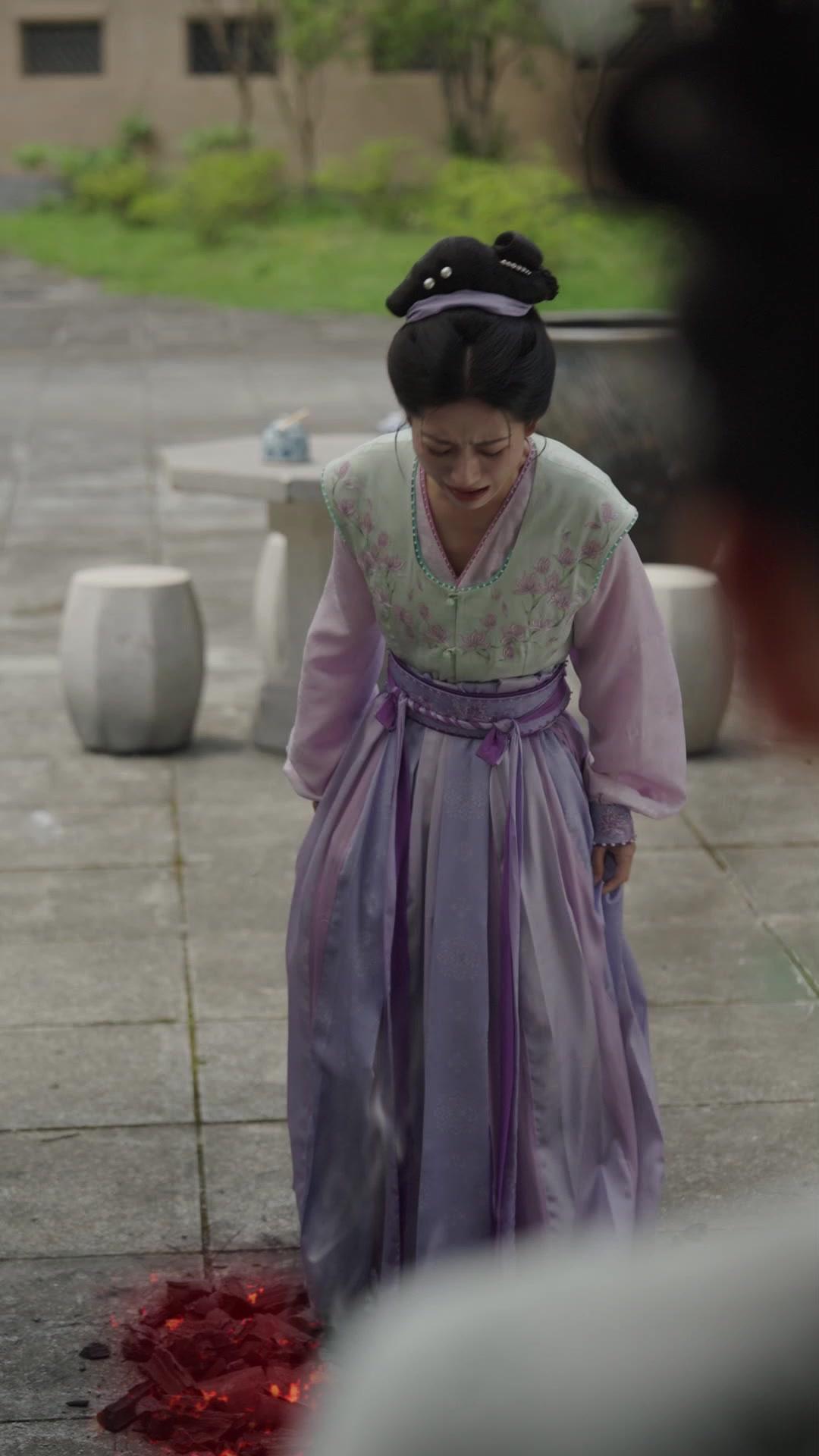 Who's the Real Queen?