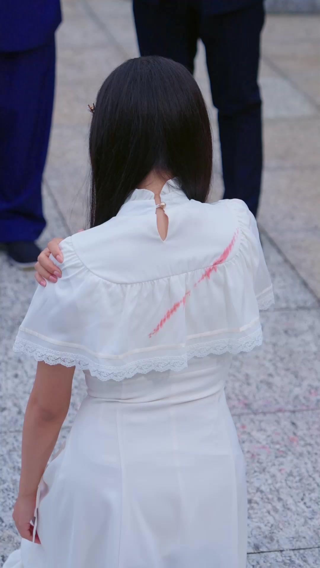 Phá Vỡ Phong Ấn