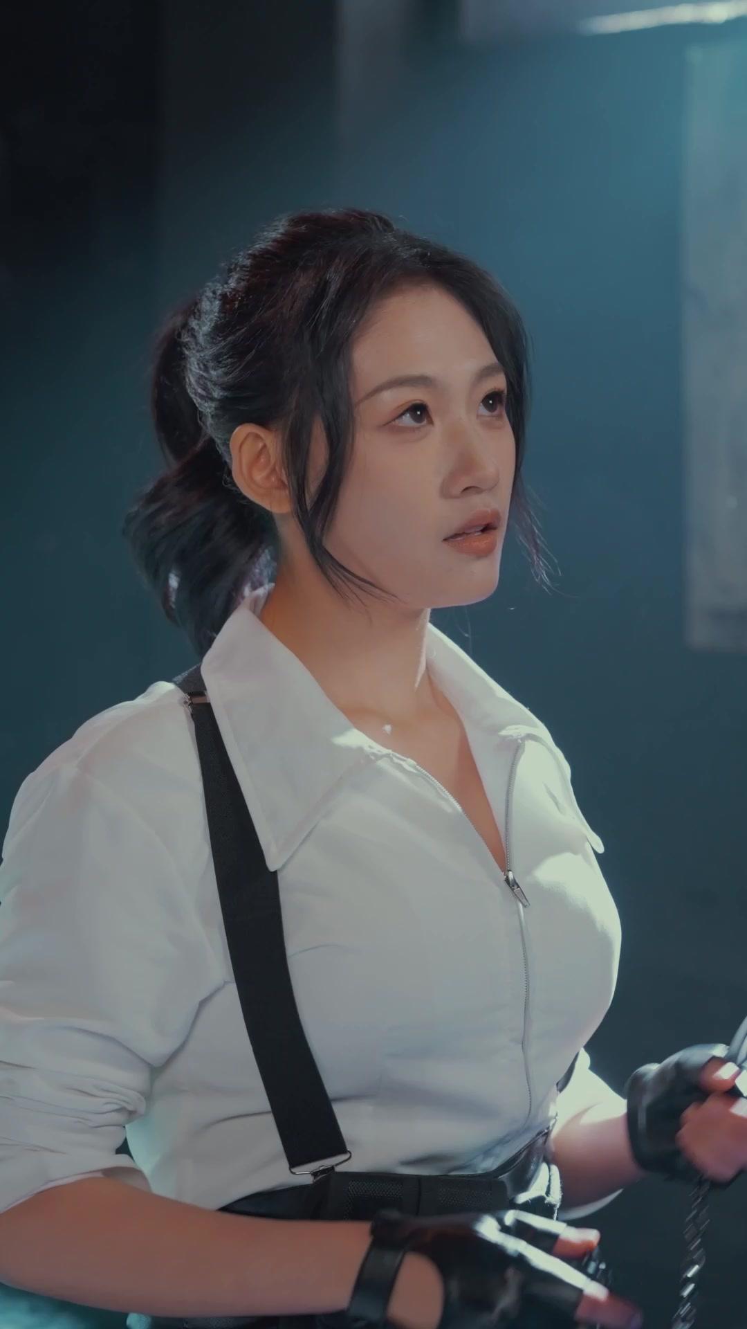 Chonglou Elimde, Kader Benimle